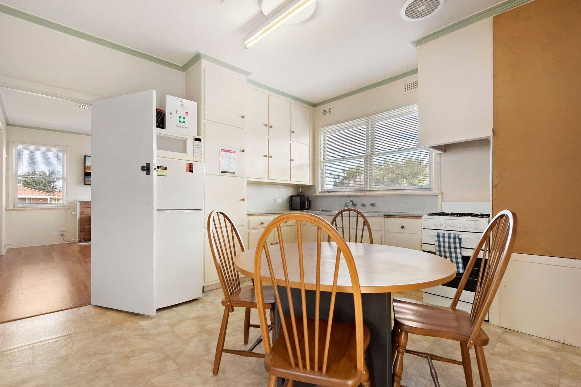 100 Annesley Street, Echuca, VIC, 3564, Echuca - Thumbnail 2