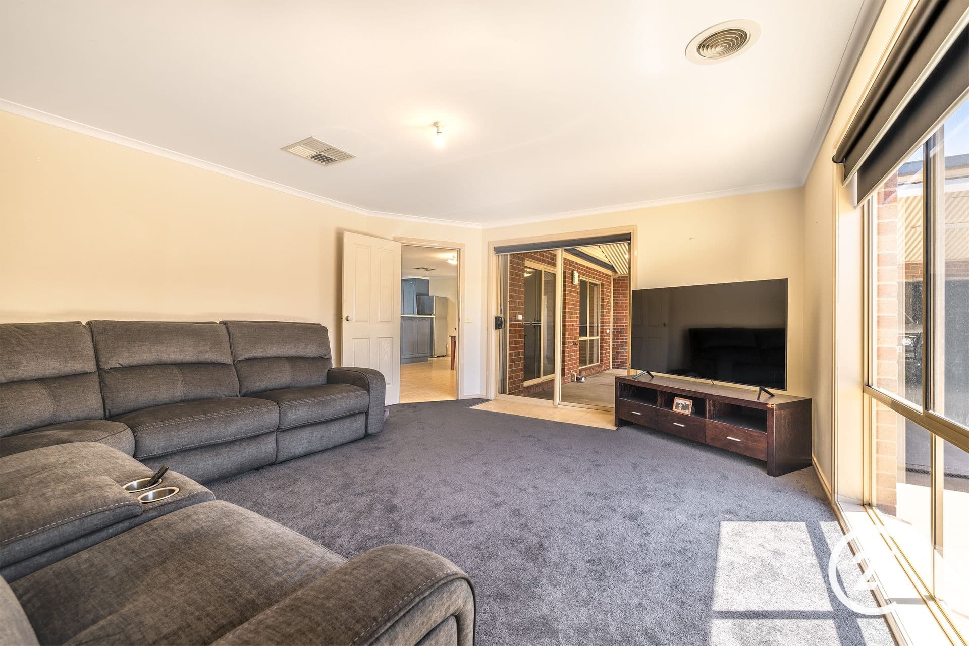 53 Mcswain Road, Echuca, VIC, 3564, Echuca - Thumbnail 3