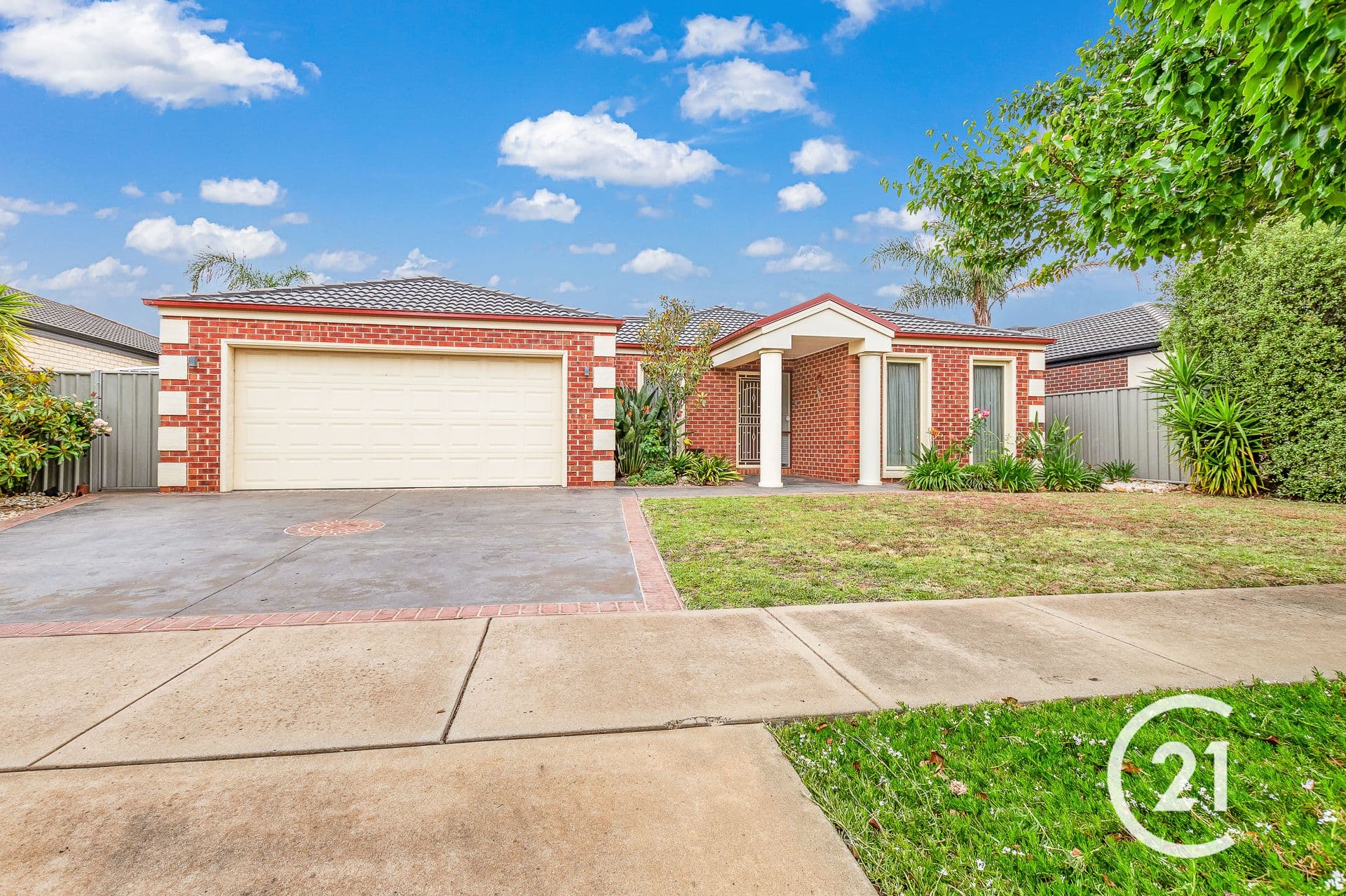 16 James Street, Echuca, VIC, 3564, Echuca - Thumbnail 2