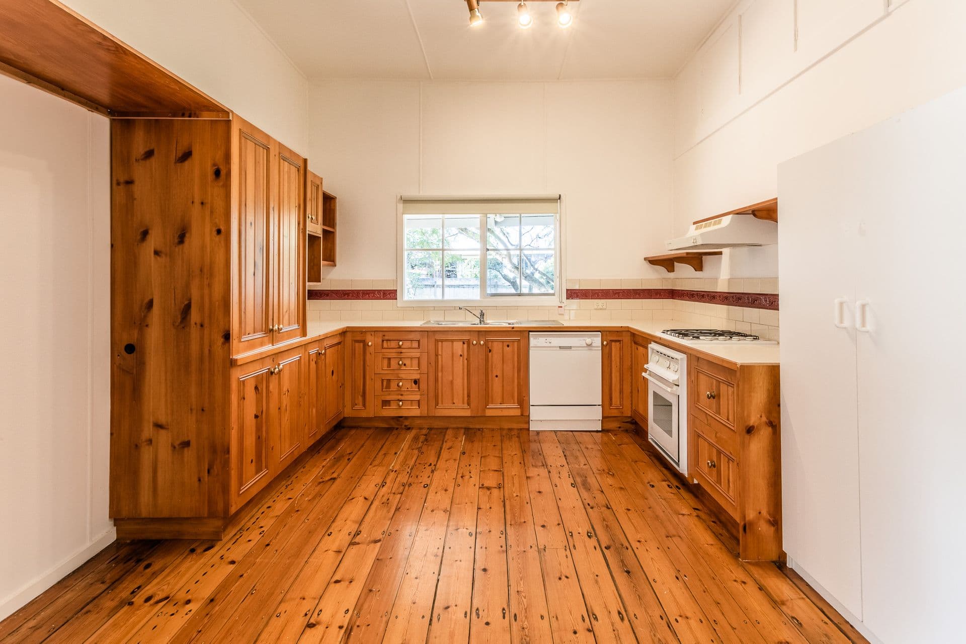 12 Darling Street, Echuca, VIC, 3564, Echuca - Thumbnail 6