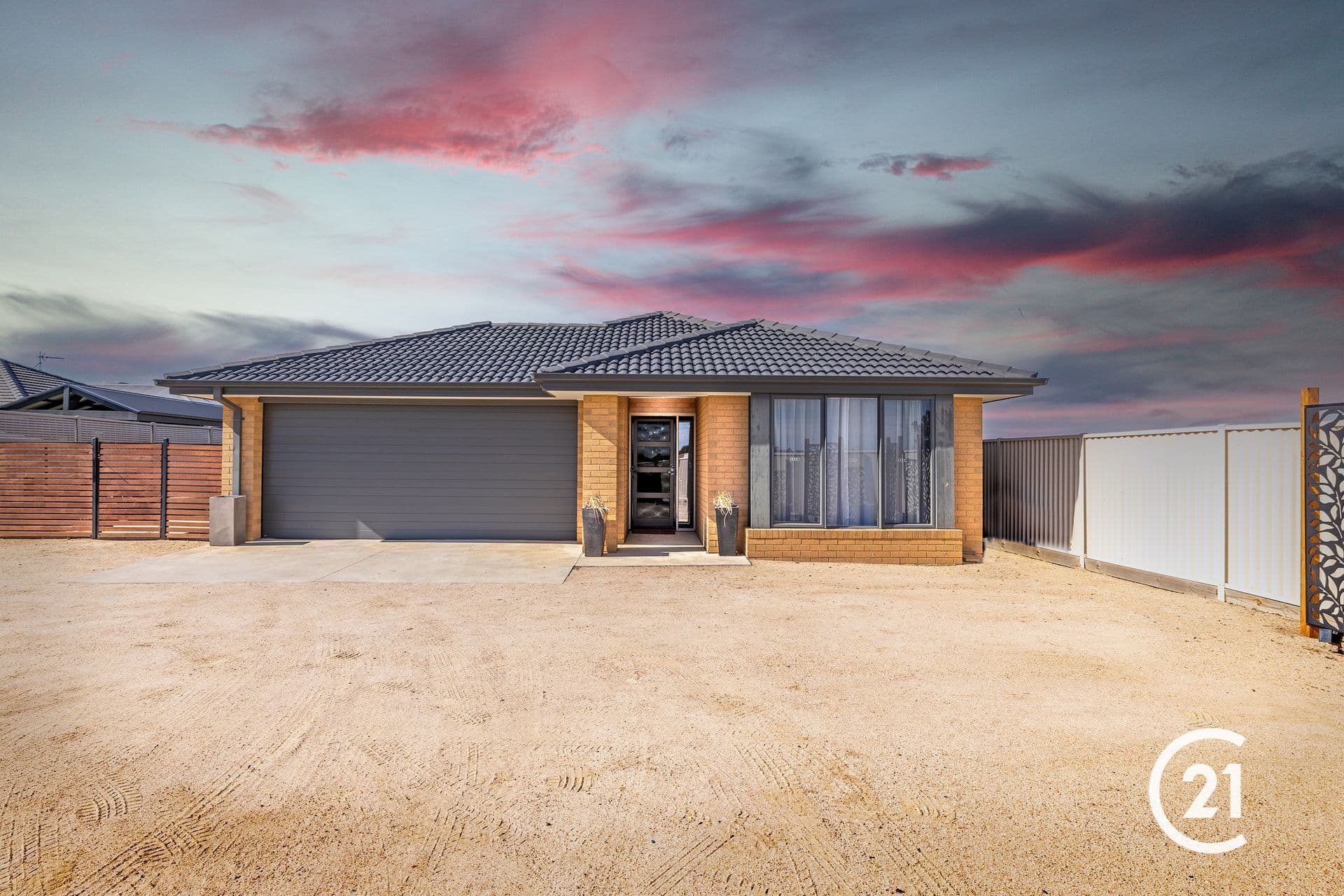 1/57 Rosanna Road, Heidelberg, Echuca - Image 1