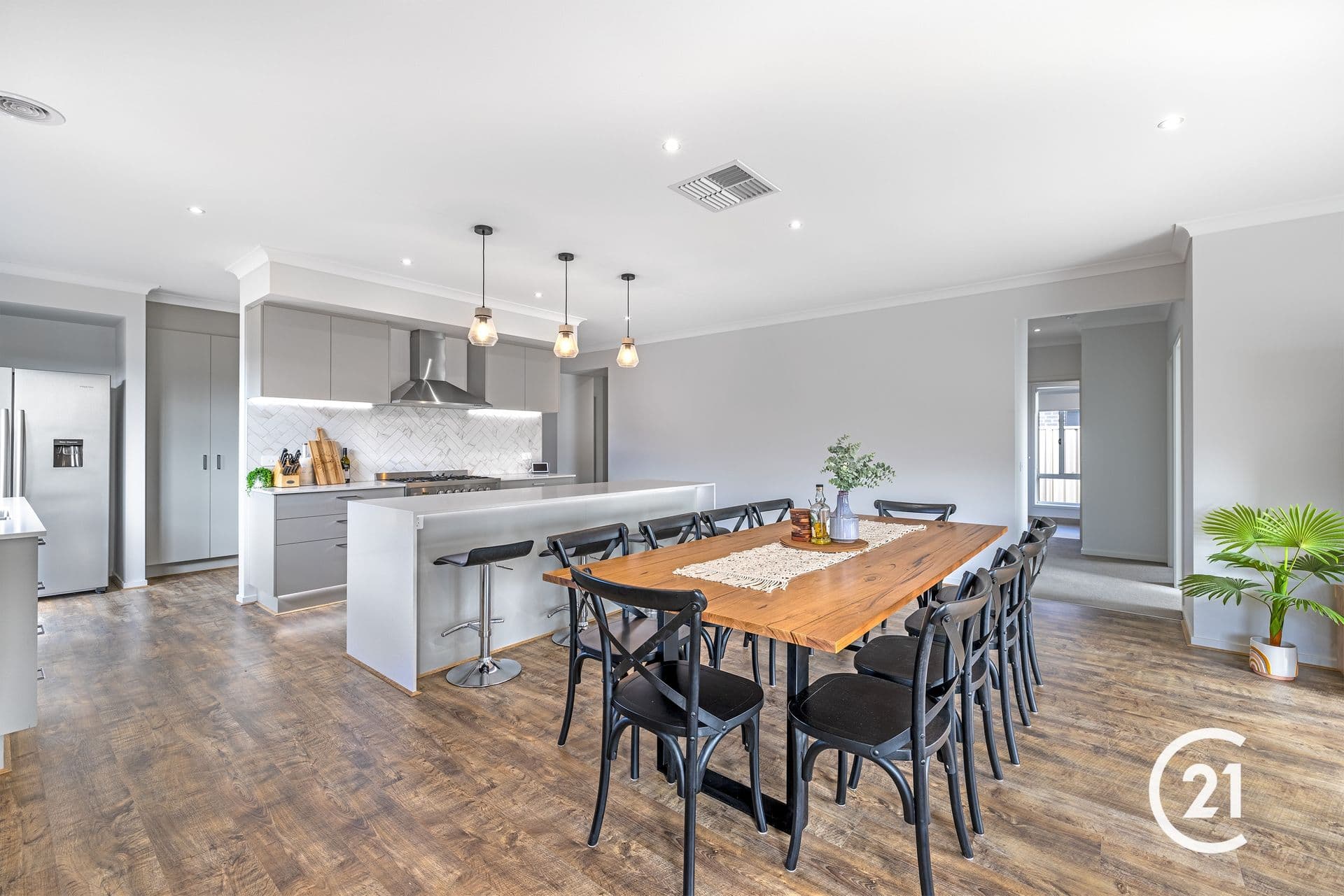 18 Maple Street, Echuca, VIC, 3564, Echuca - Thumbnail 2