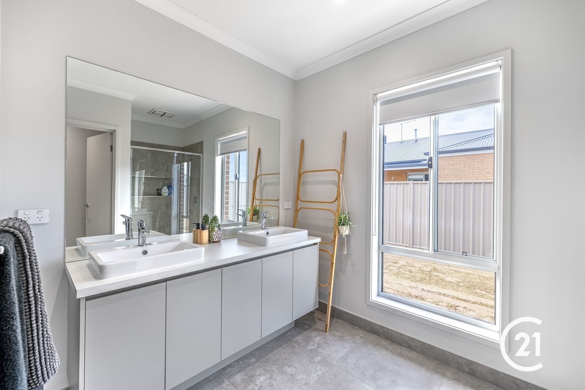 18 Maple Street, Echuca, VIC, 3564, Echuca - Thumbnail 5