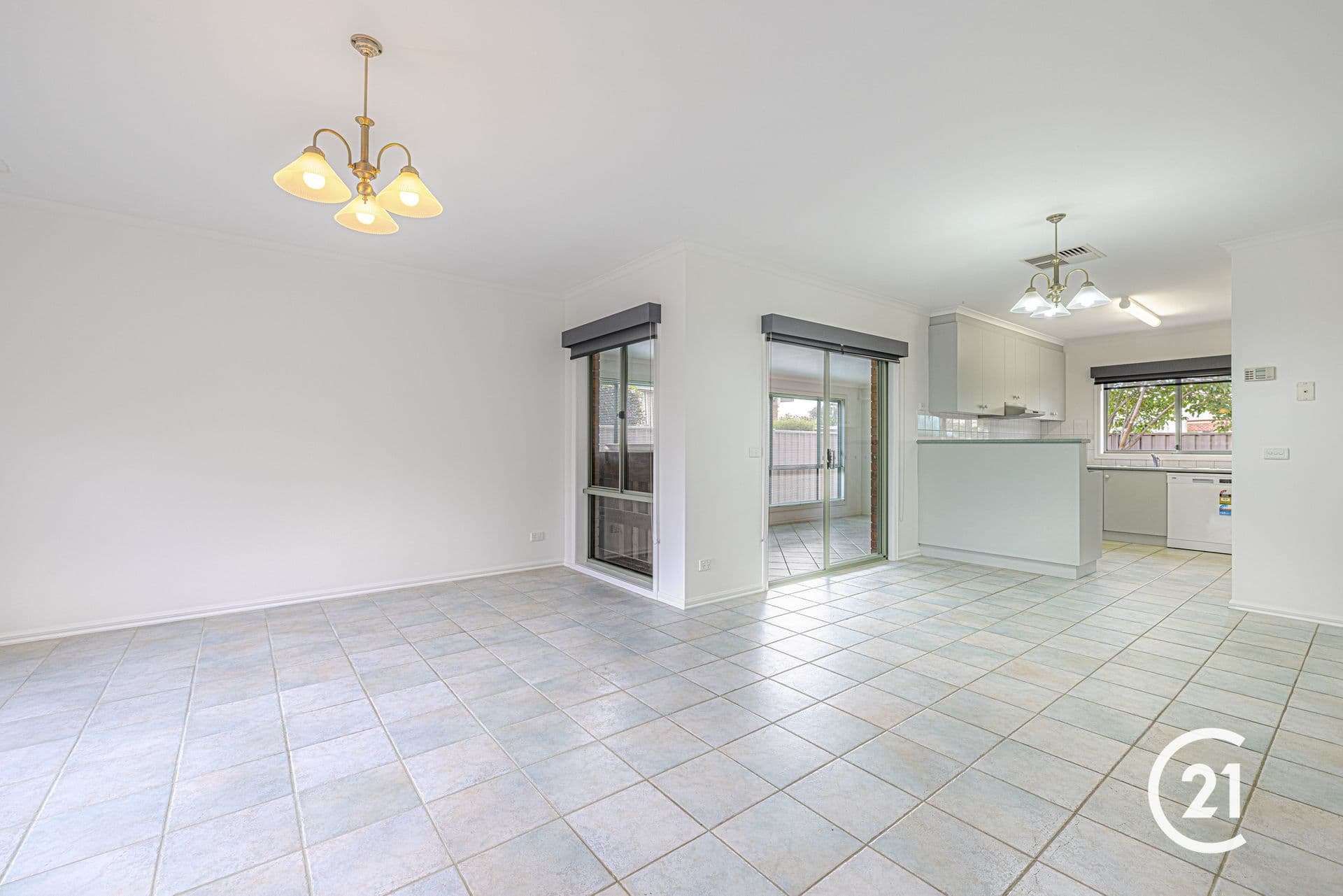 10/2-4 Jacana Avenue, Moama, NSW, 2731, Moama - Thumbnail 2