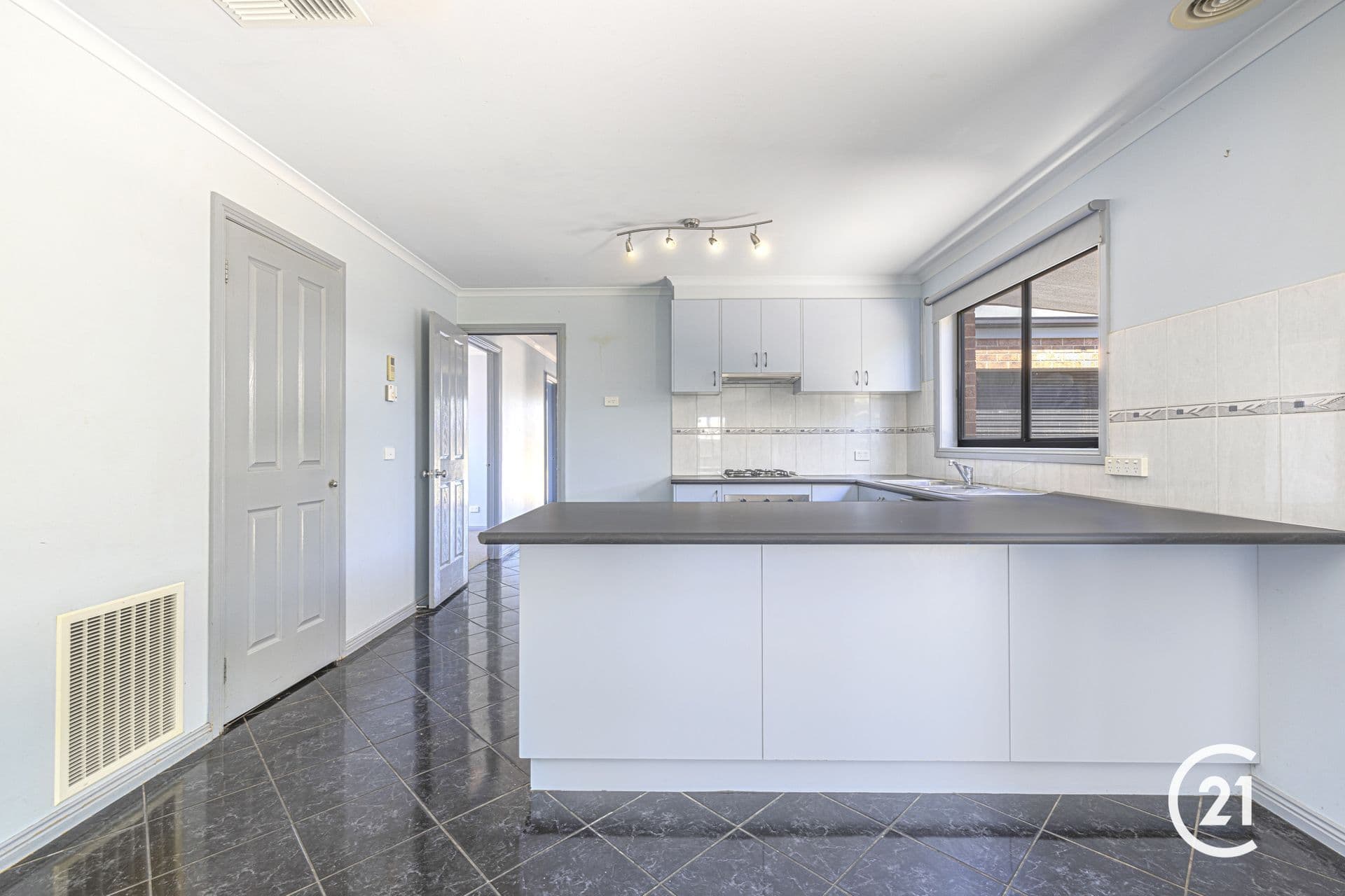 28 Federal Street, Echuca, VIC, 3564, Echuca - Thumbnail 3