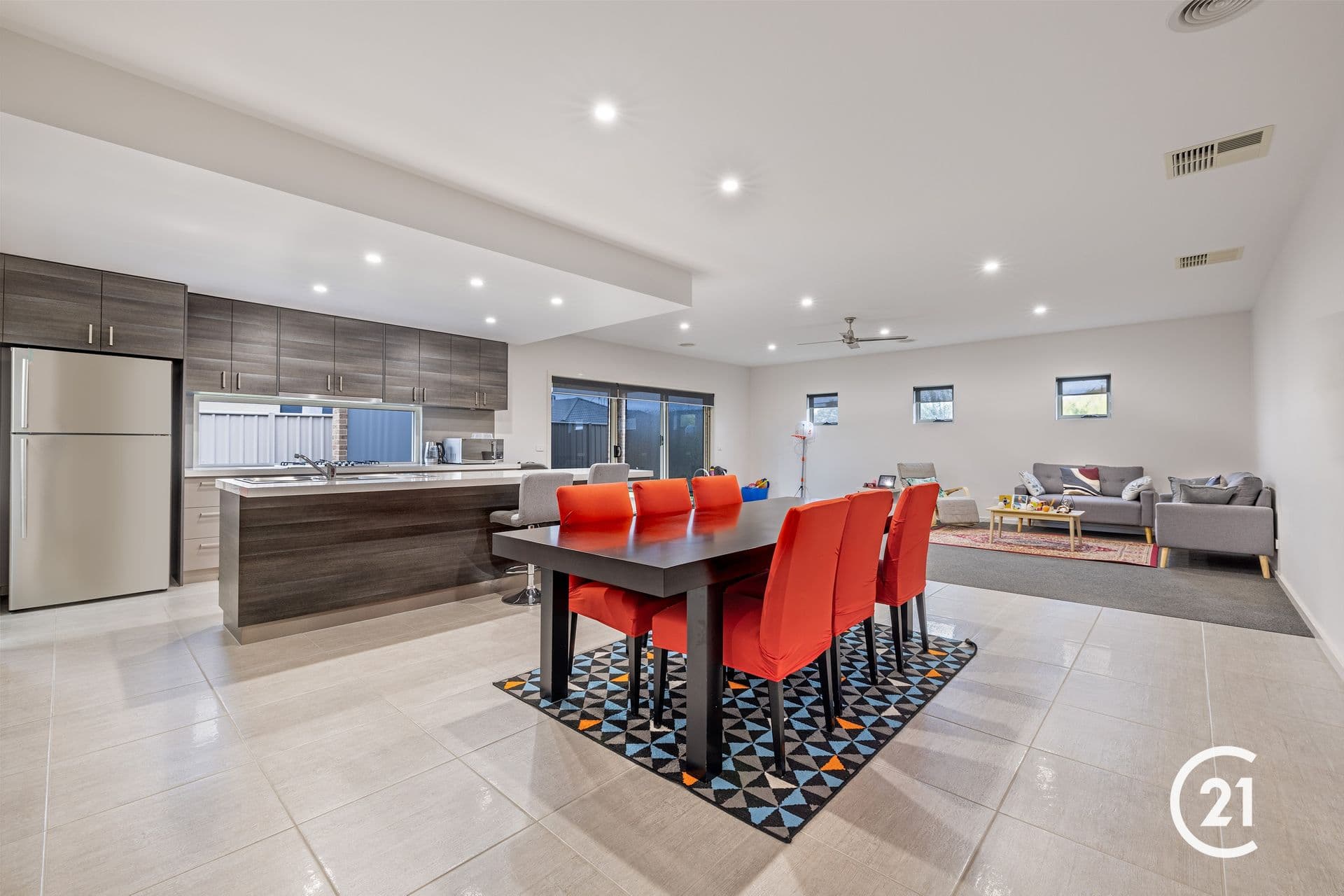 10 Eakin Street, Echuca, VIC, 3564, Echuca - Thumbnail 2