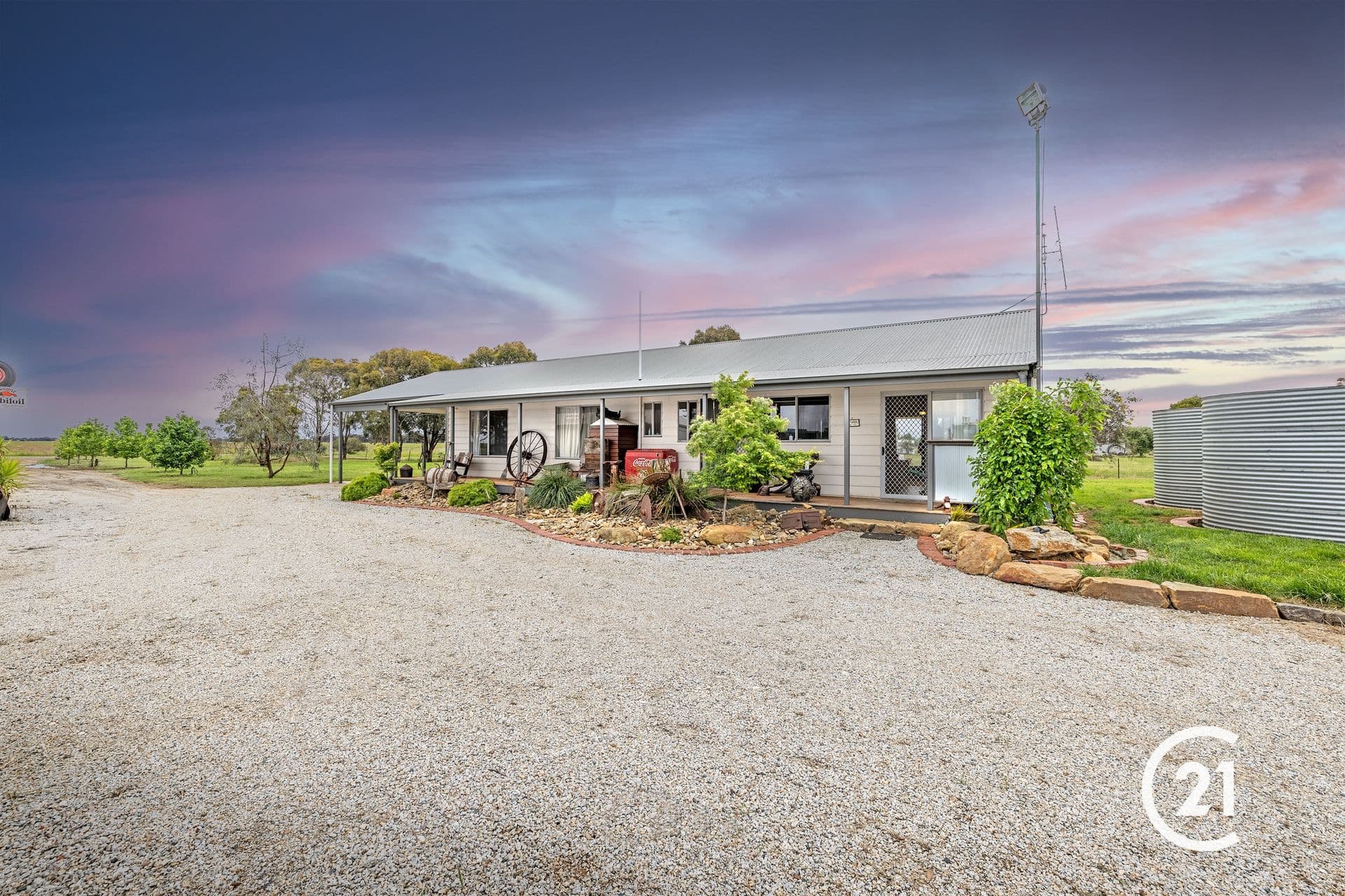 21 Baxter Road, Torrumbarry, VIC, 3562, Torrumbarry - Thumbnail 2