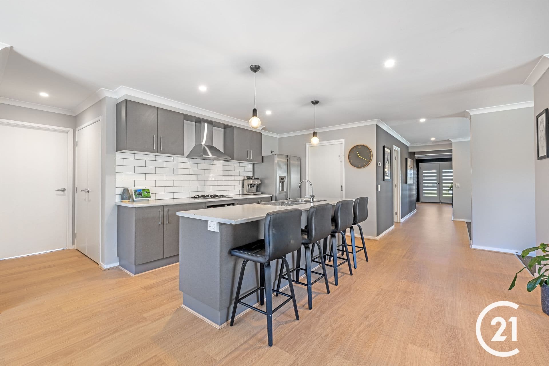 18 Park Avenue, Echuca, VIC, 3564, Echuca - Thumbnail 2