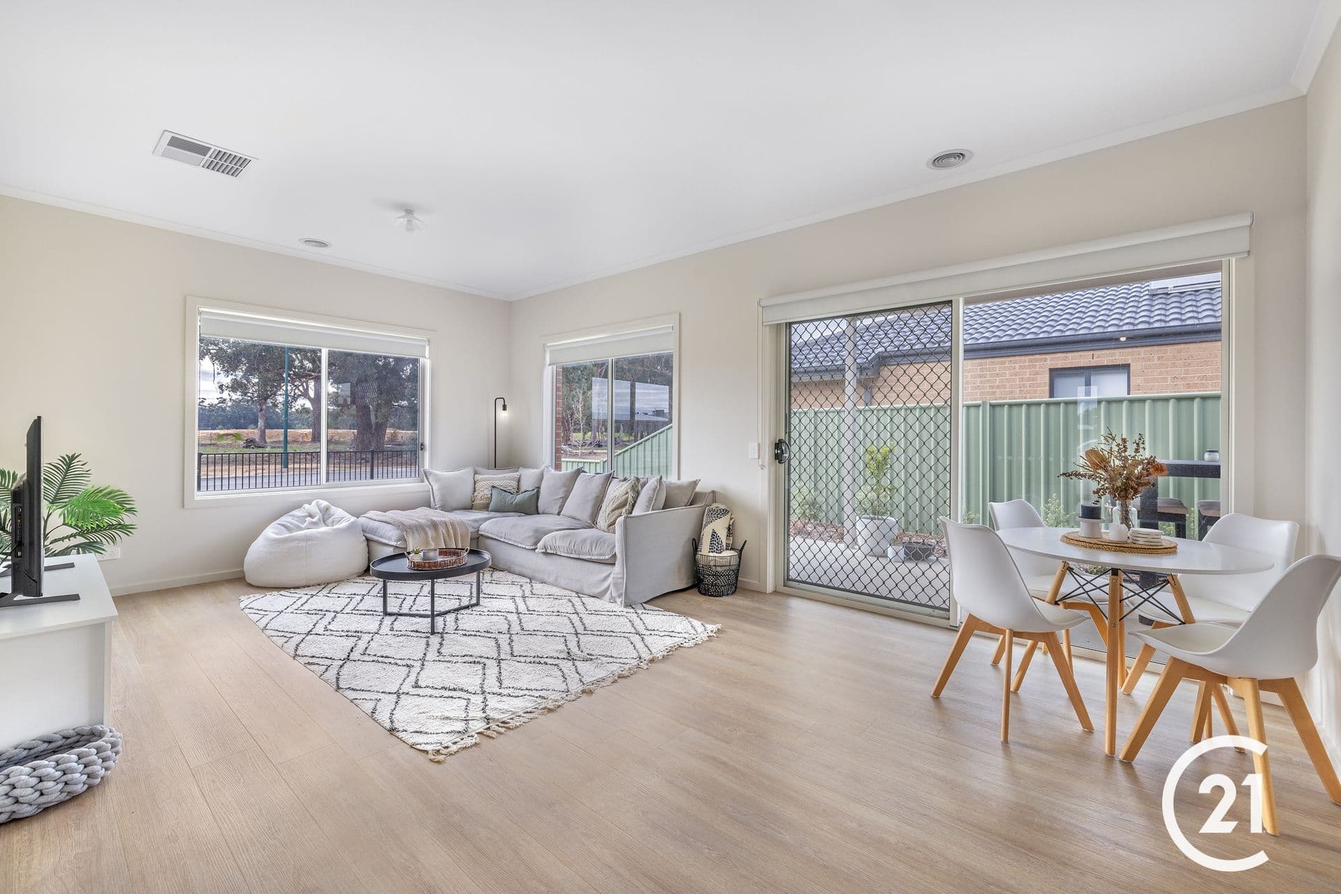 40 Mayflower Drive, Moama, NSW, 2731, Moama - Thumbnail 2