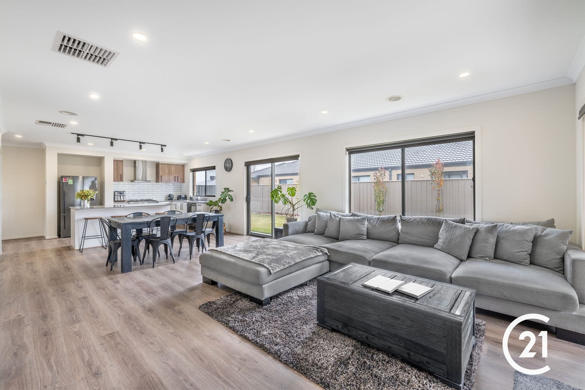 22 Cleary Street, Echuca, VIC, 3564, Echuca - Thumbnail 2