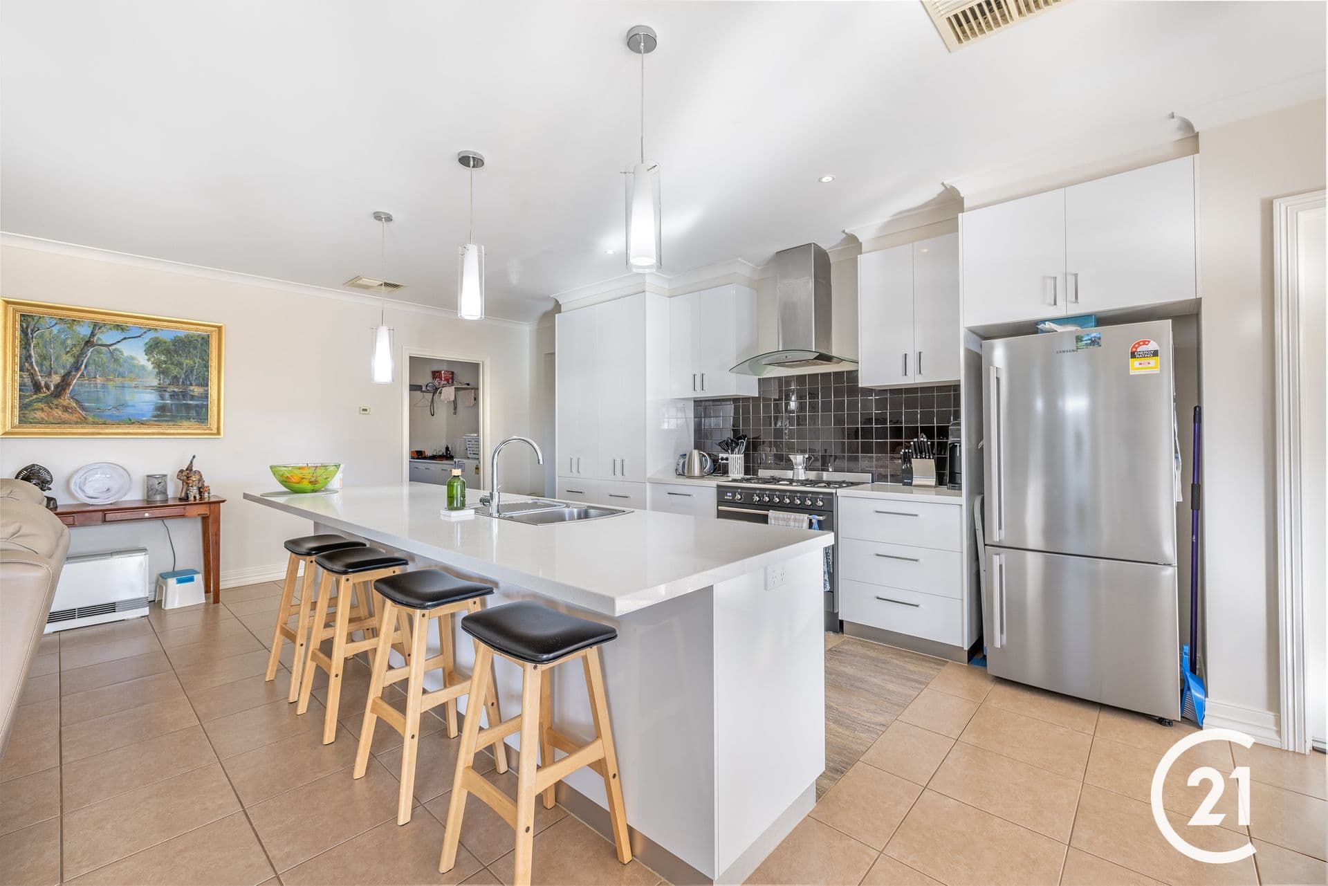 1 Burgundy Drive, Moama, NSW, 2731, Moama - Thumbnail 3