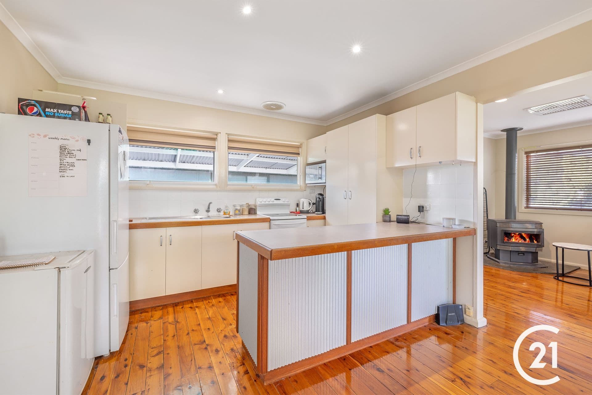 4 Moore Street, Echuca, VIC, 3564, Echuca - Thumbnail 2