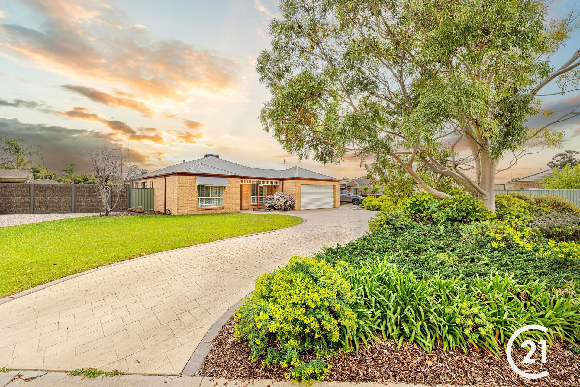 1 John Close, Echuca, VIC, 3564, Echuca - Thumbnail 2