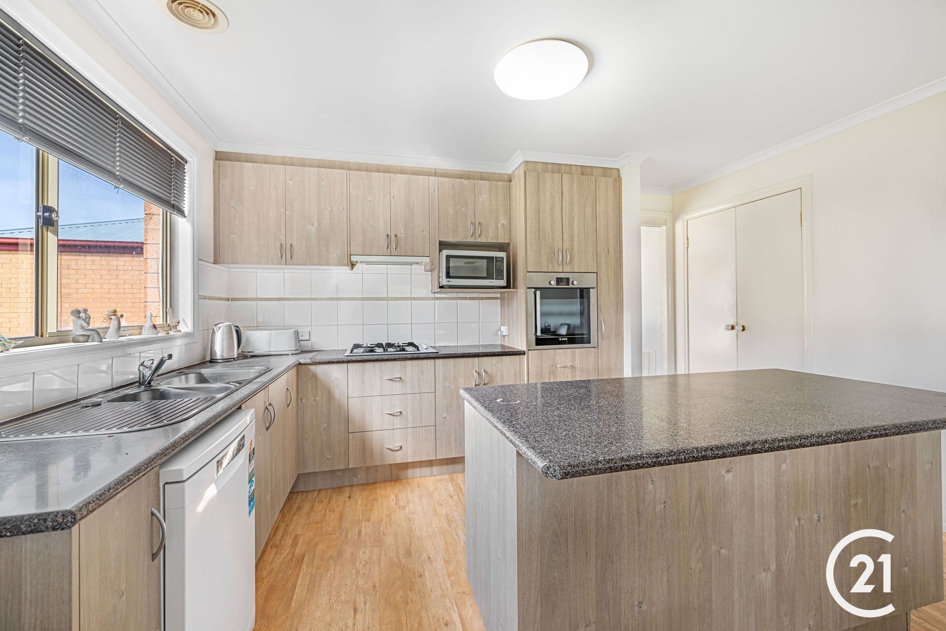 1 John Close, Echuca, VIC, 3564, Echuca - Thumbnail 5