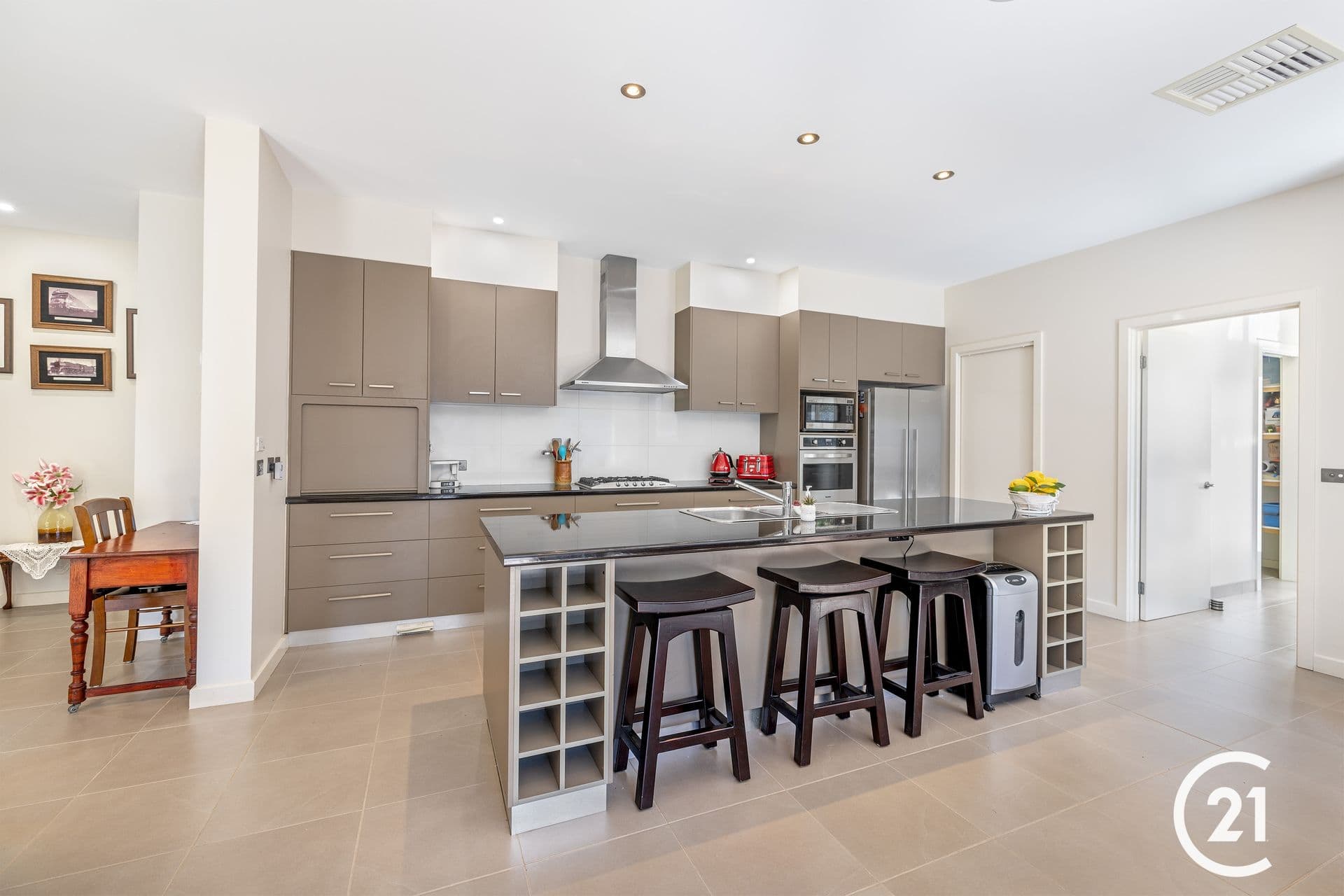 13 Victoria Place, Echuca, VIC, 3564, Echuca - Thumbnail 4