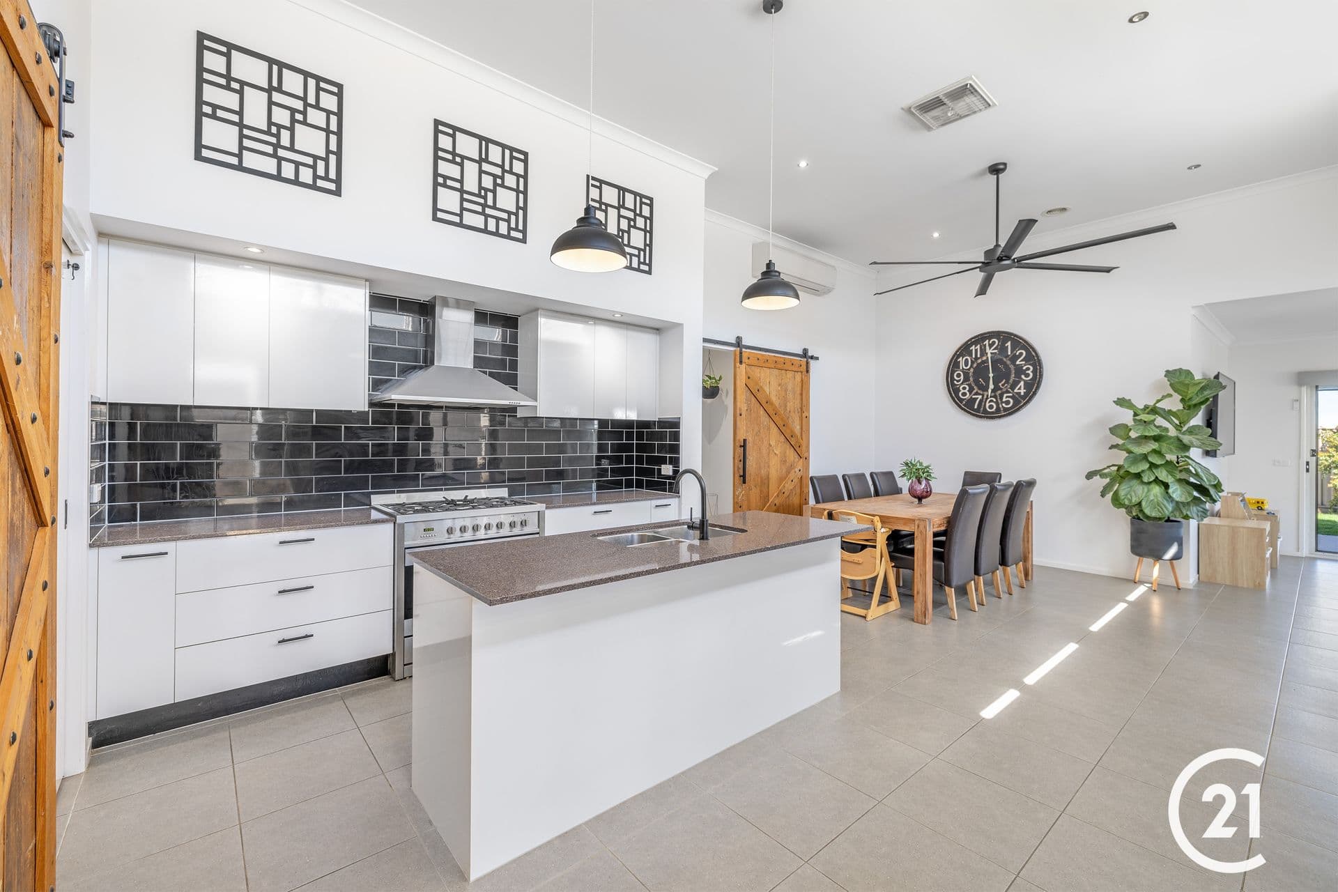 37 Cleary Street, Echuca, VIC, 3564, Echuca - Thumbnail 3