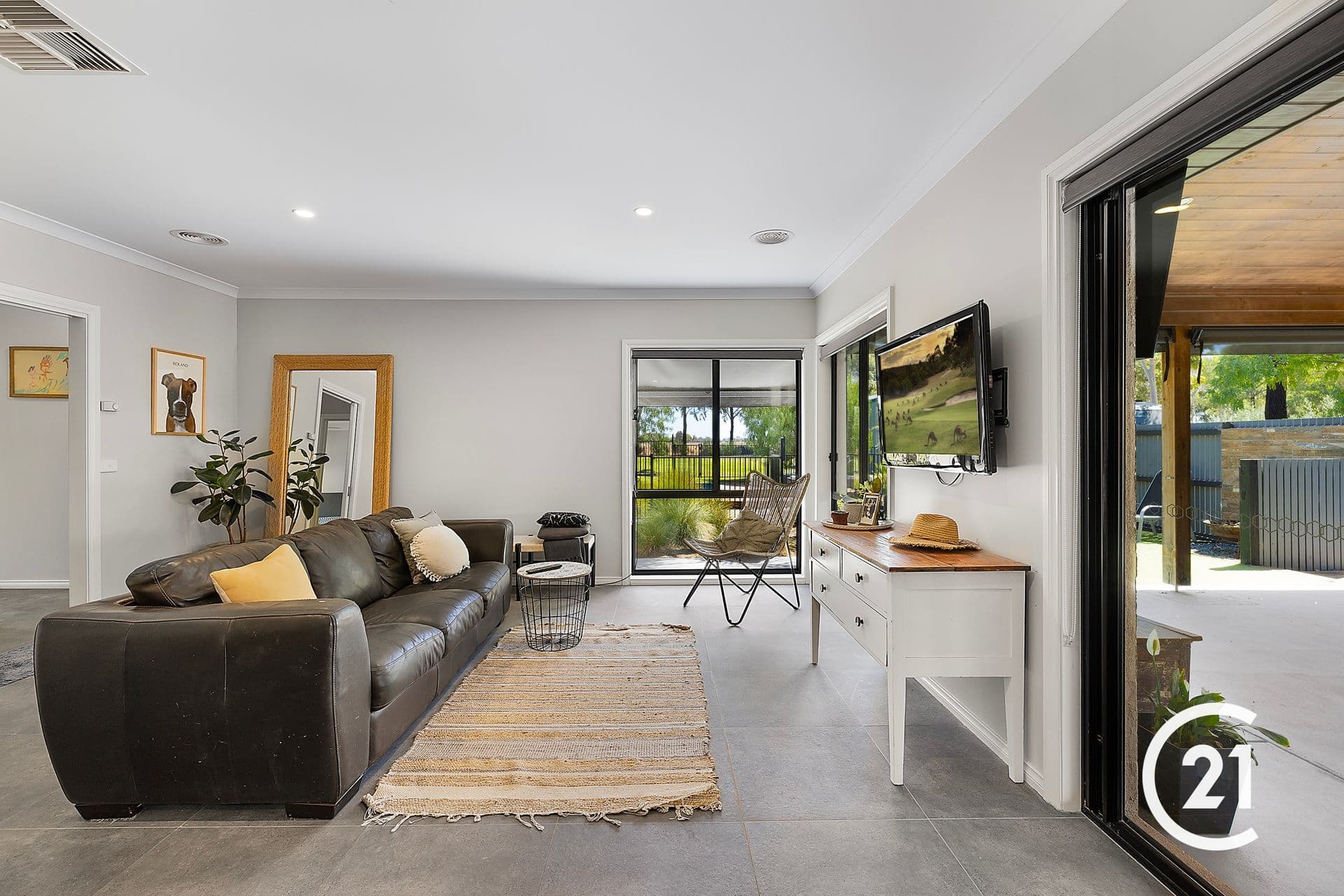 61 Wharparilla Drive, Echuca, VIC, 3564, Echuca - Thumbnail 3