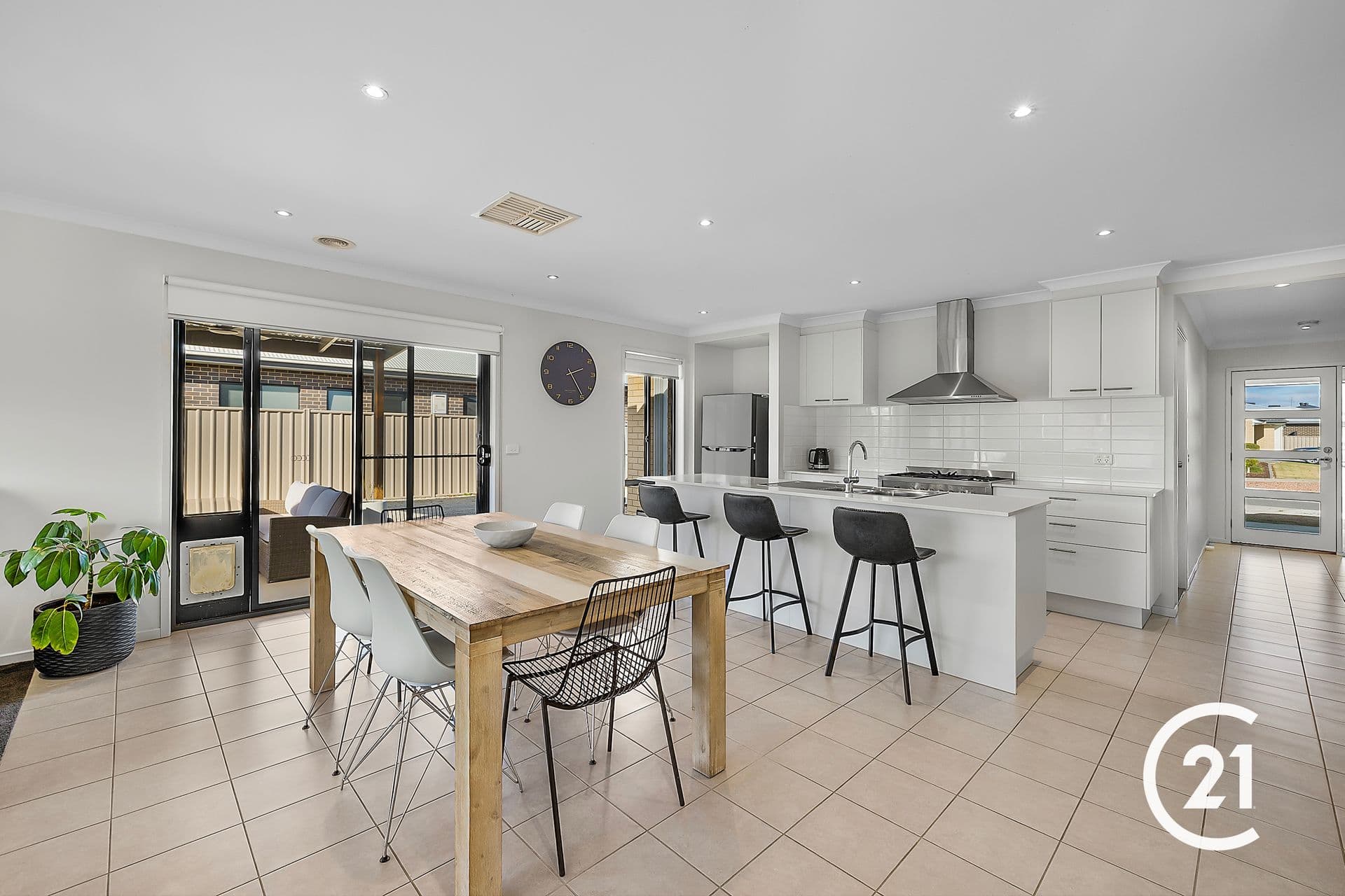 8 Magnolia Drive, Echuca, VIC, 3564, Echuca - Thumbnail 4