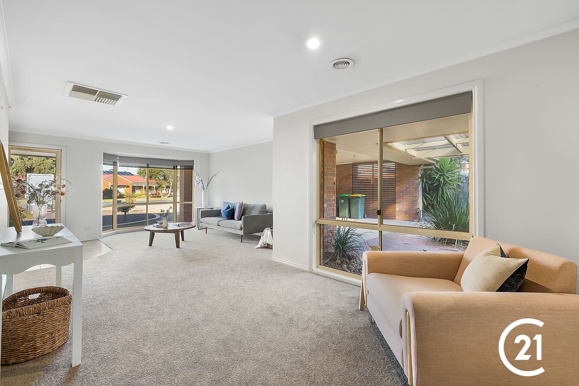 1035/3029 The Boulevard, CARRARA QLD 4211, Moama - Thumbnail 2