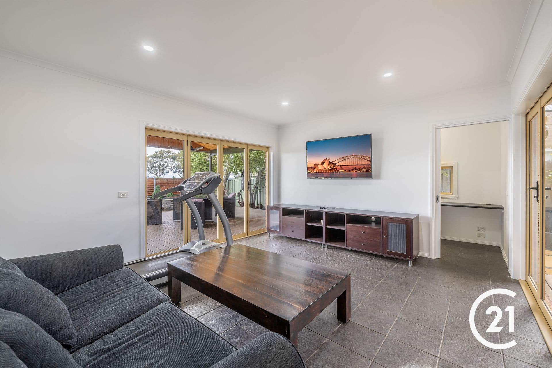 17 Woodlands Circuit, Echuca, VIC, 3564, Echuca - Thumbnail 5