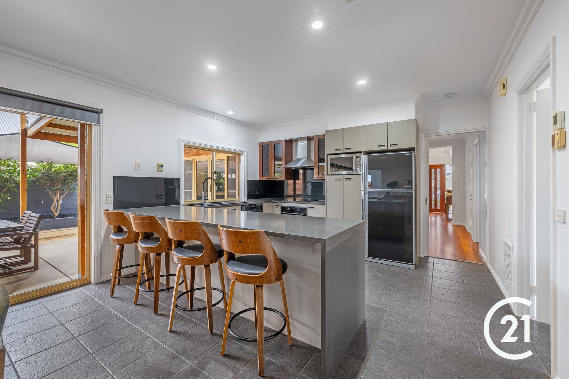 17 Woodlands Circuit, Echuca, VIC, 3564, Echuca - Thumbnail 3