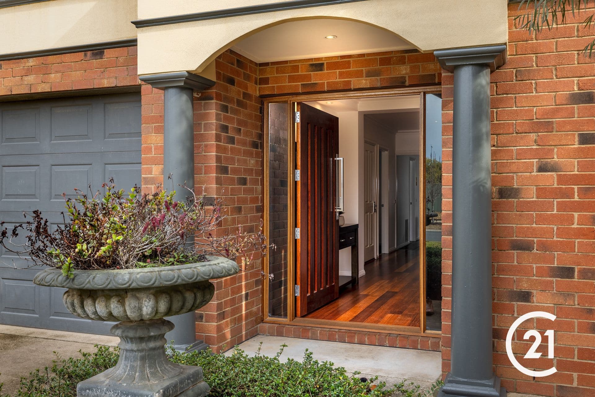 17 Woodlands Circuit, Echuca, VIC, 3564, Echuca - Thumbnail 2