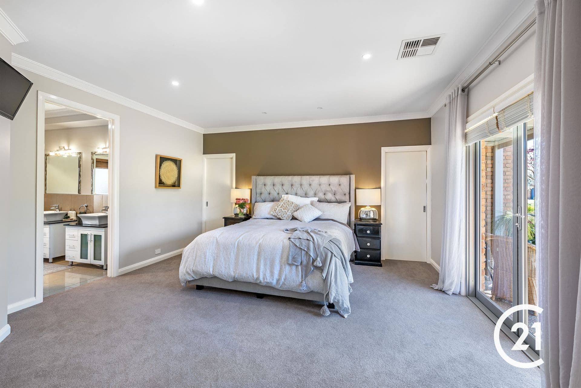 12 Hollara Drive, Moama, NSW, 2731, Moama - Thumbnail 6