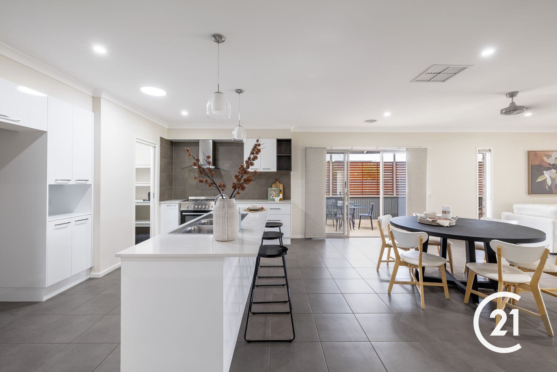 14 Burgundy Drive, Moama, NSW, 2731, Moama - Thumbnail 2