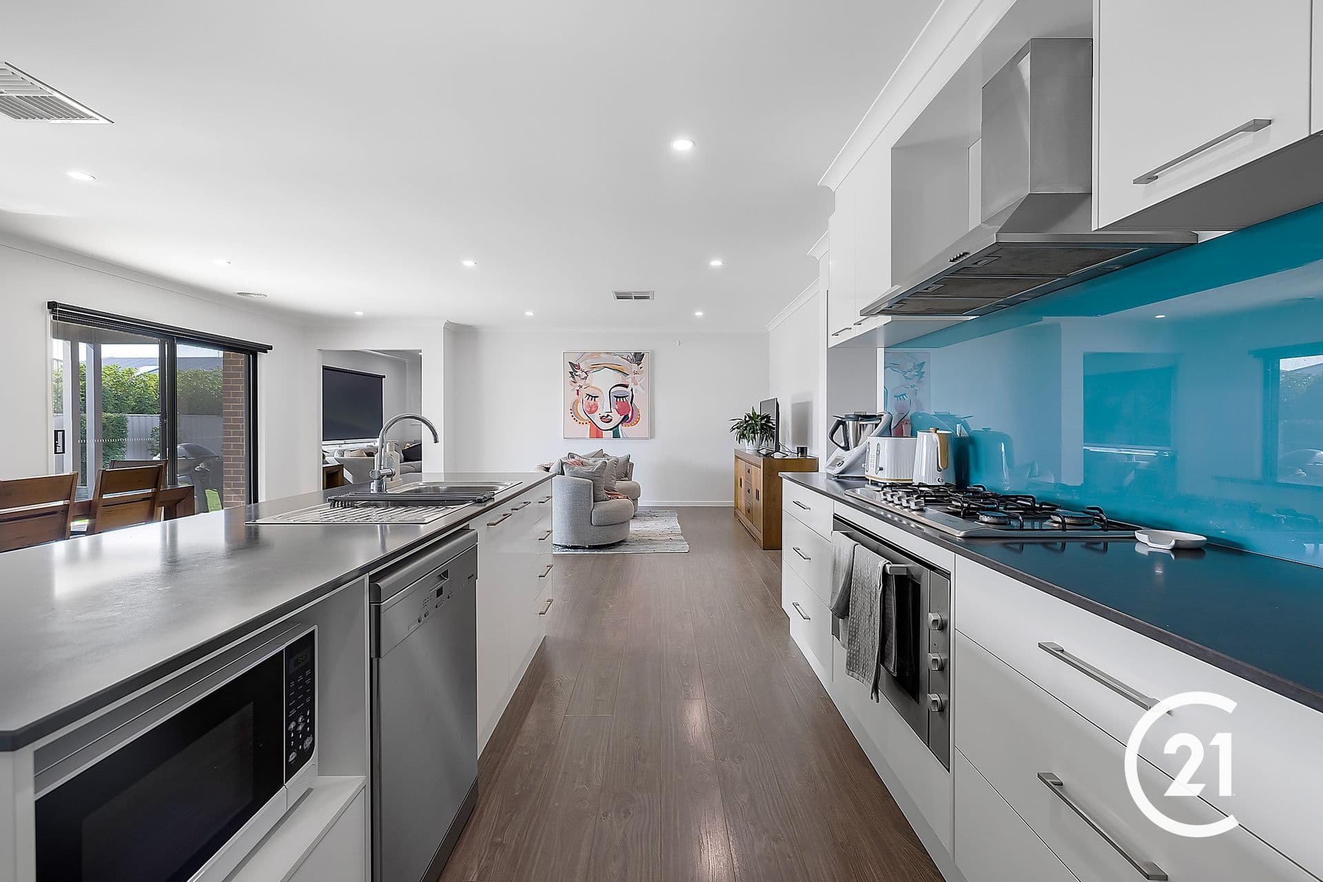 7 Magnolia Drive, Echuca, VIC, 3564, Echuca - Thumbnail 2