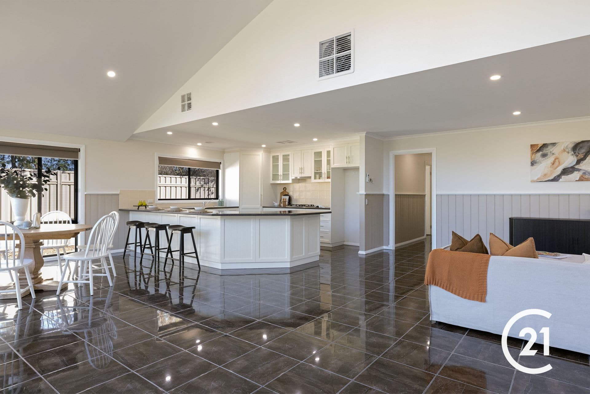 22 Kingfisher Drive West, Moama, NSW, 2731, Moama - Thumbnail 5