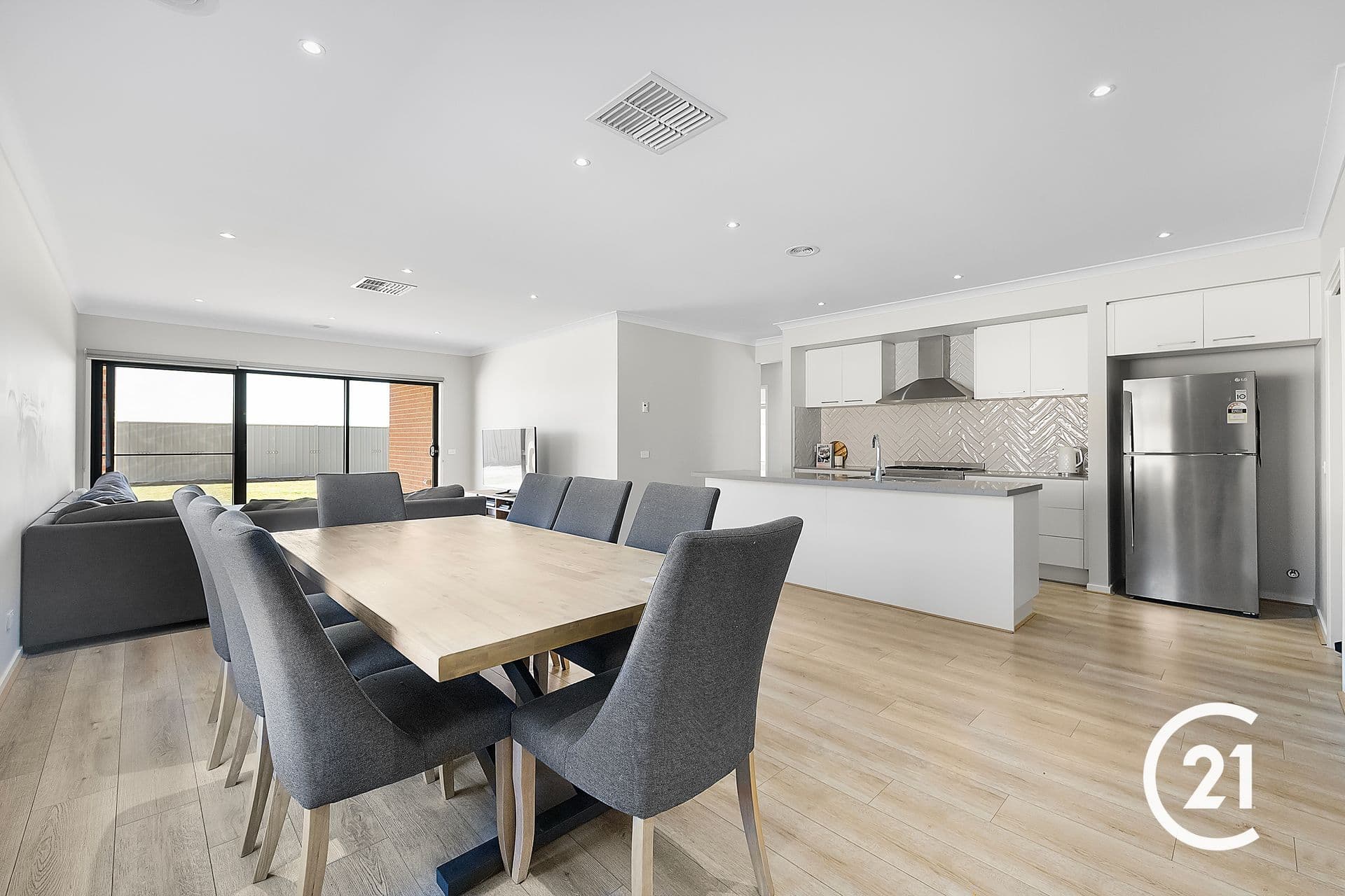 64 Magnolia Drive, Echuca, VIC, 3564, Echuca - Thumbnail 5