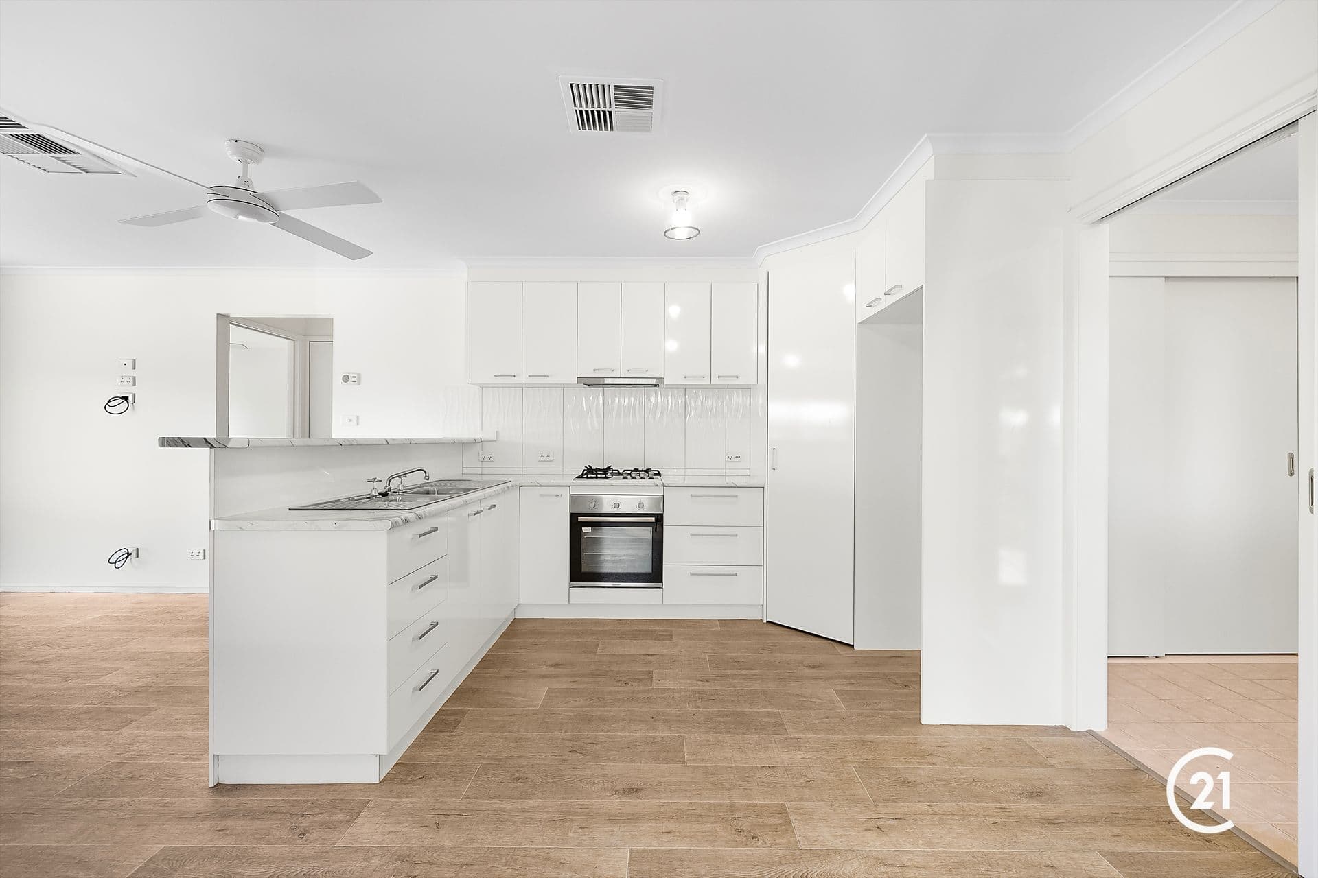 2/92 Service Street, Echuca, VIC, 3564, Echuca - Thumbnail 5