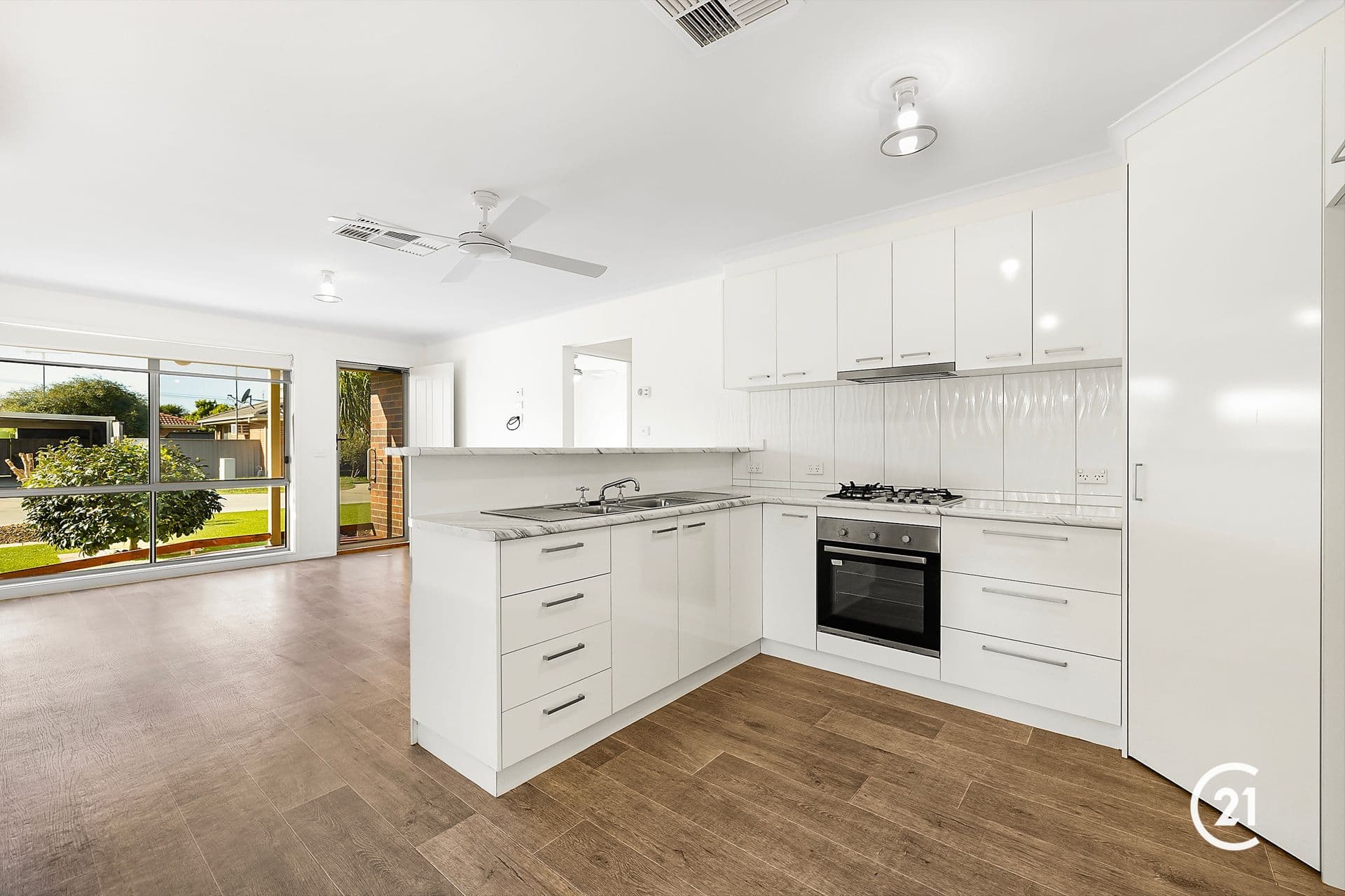2/92 Service Street, Echuca, VIC, 3564, Echuca - Thumbnail 6