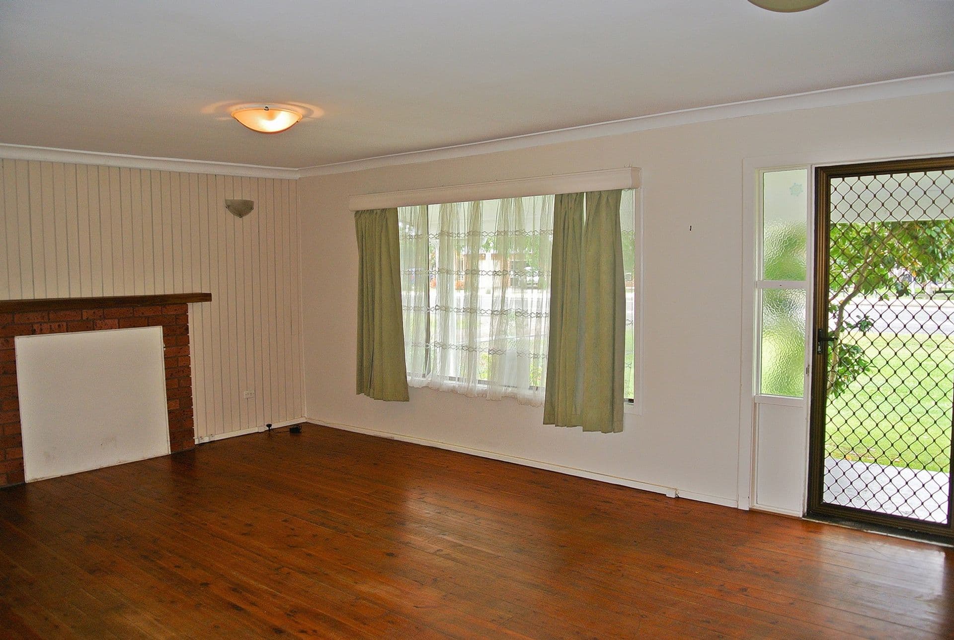 27 Myall St, Tea Gardens, NSW, 2324, Tea Gardens - Thumbnail 2