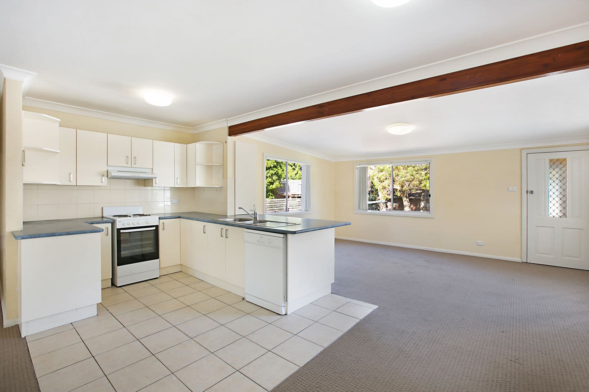 1/71 Marine Drive, Tea Gardens, NSW, 2324, Hawks Nest - Thumbnail 2
