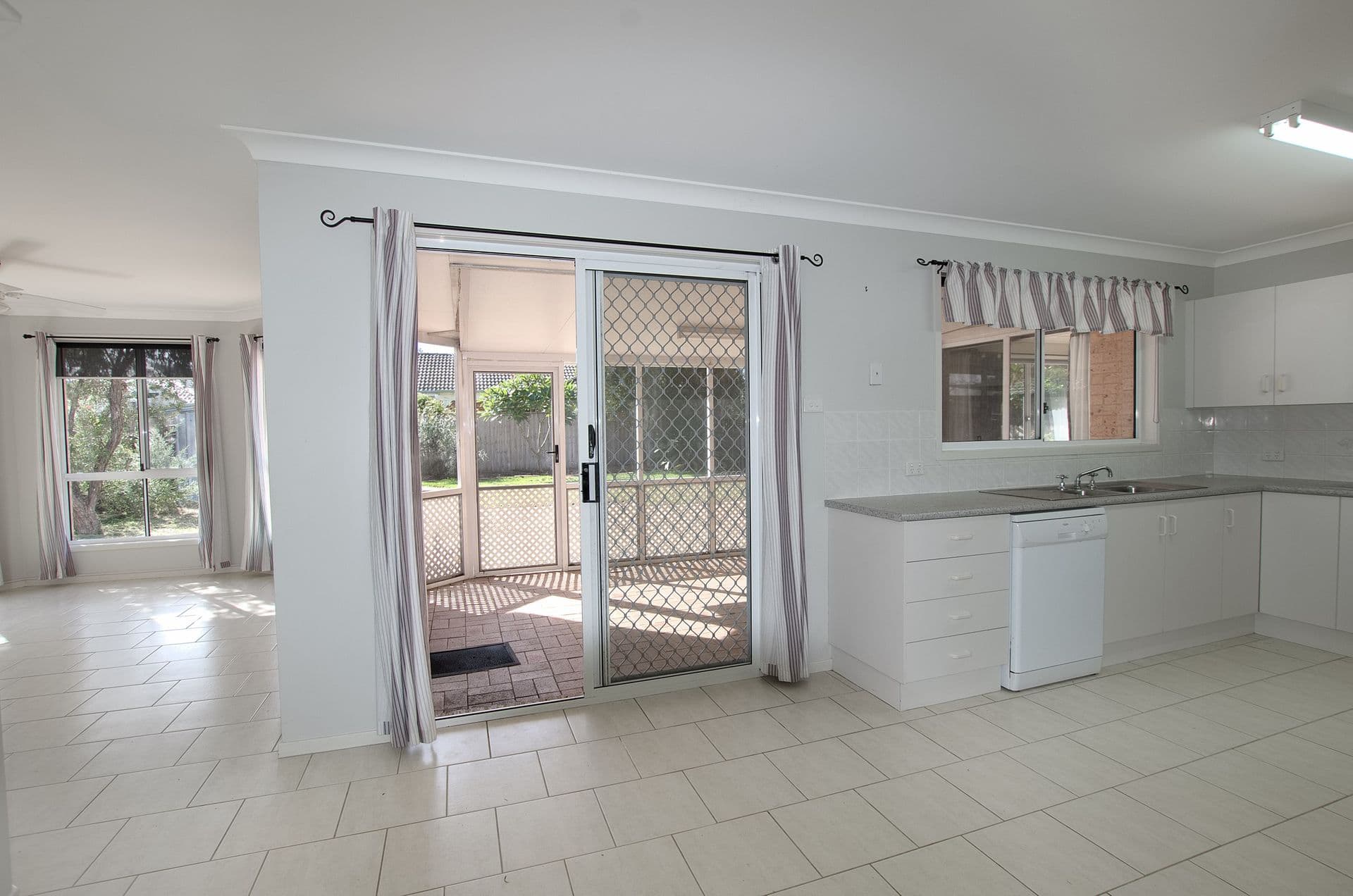 1/71 Marine Drive, Tea Gardens, NSW, 2324, Tea Gardens - Thumbnail 7