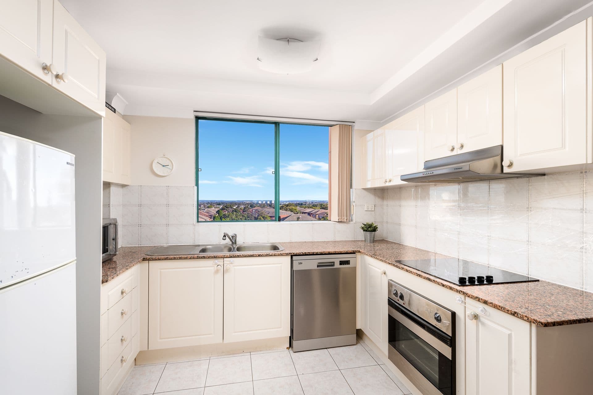 27/334 Bay Street, Brighton-le-sands, NSW, 2216, Brighton-Le-Sands - Thumbnail 3