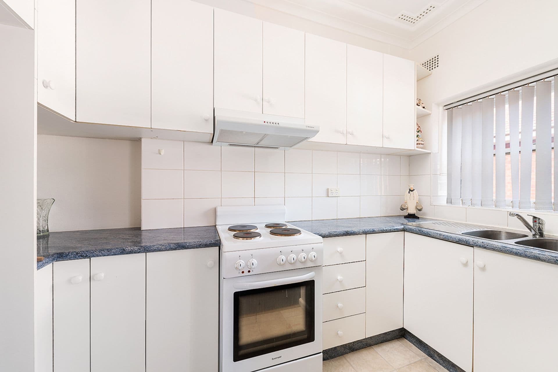 7/49 Kings Road, Brighton-le-sands, NSW, 2216, Brighton-Le-Sands - Thumbnail 4