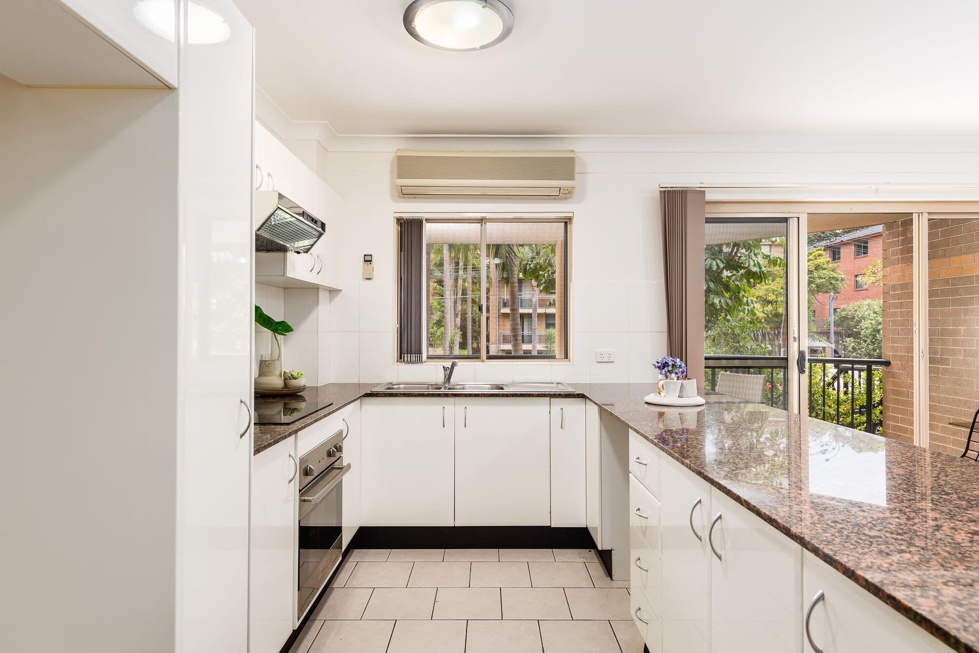 3/8 Aboukir Street, Rockdale, NSW, 2216, Rockdale - Thumbnail 3