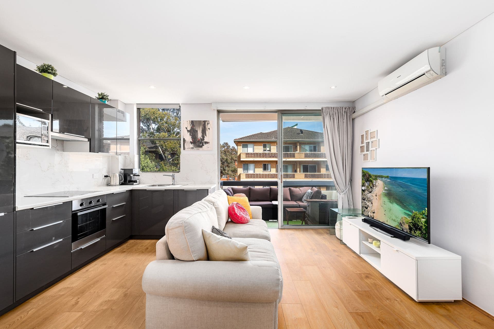 11/17 Trafalgar Street, Brighton-le-sands, NSW, 2216, Brighton-Le-Sands - Thumbnail 4