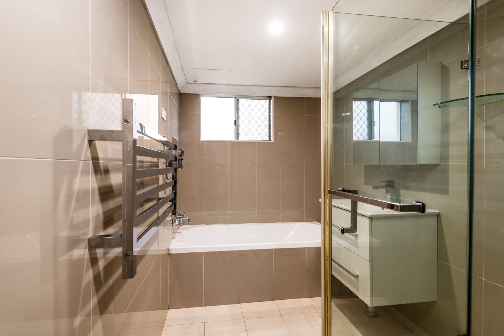 1/111 Karimbla Road, Miranda, NSW, 2228, Miranda - Thumbnail 6