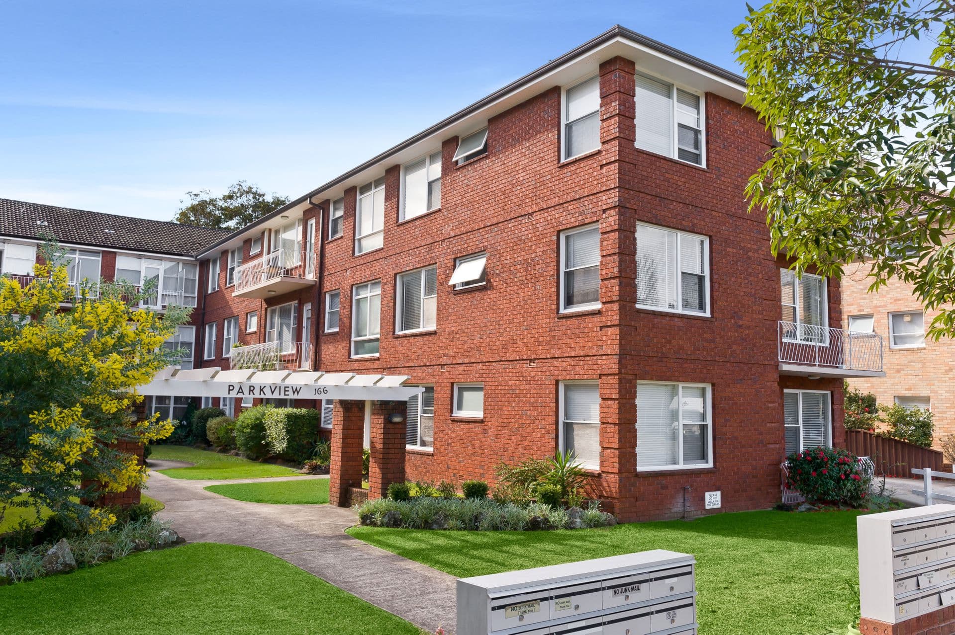 28/166 Russell Avenue, Dolls Point, NSW, 2219, Dolls Point - Thumbnail 2