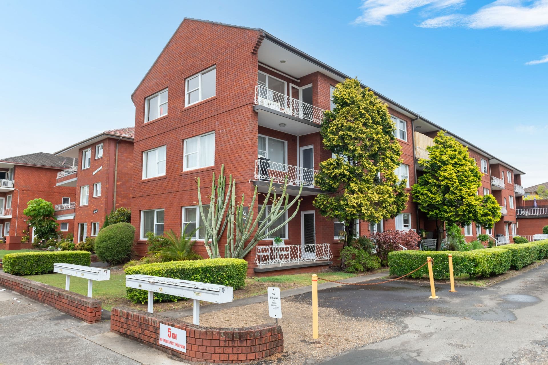 1/39 Banks Street, Monterey, NSW, 2217, Monterey - Thumbnail 2