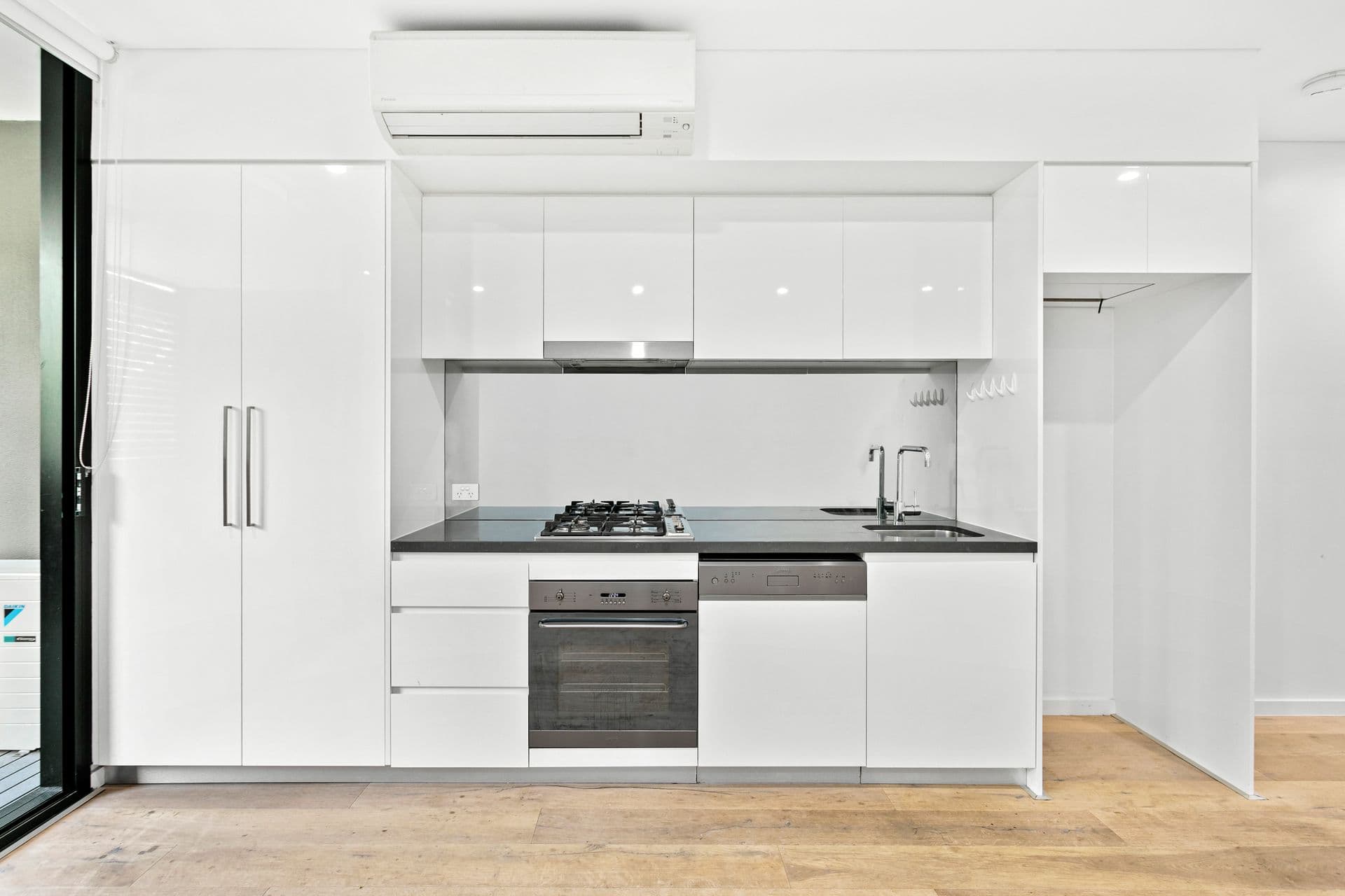 10/143 Botany Road, Waterloo, NSW, 2017, Waterloo - Thumbnail 3