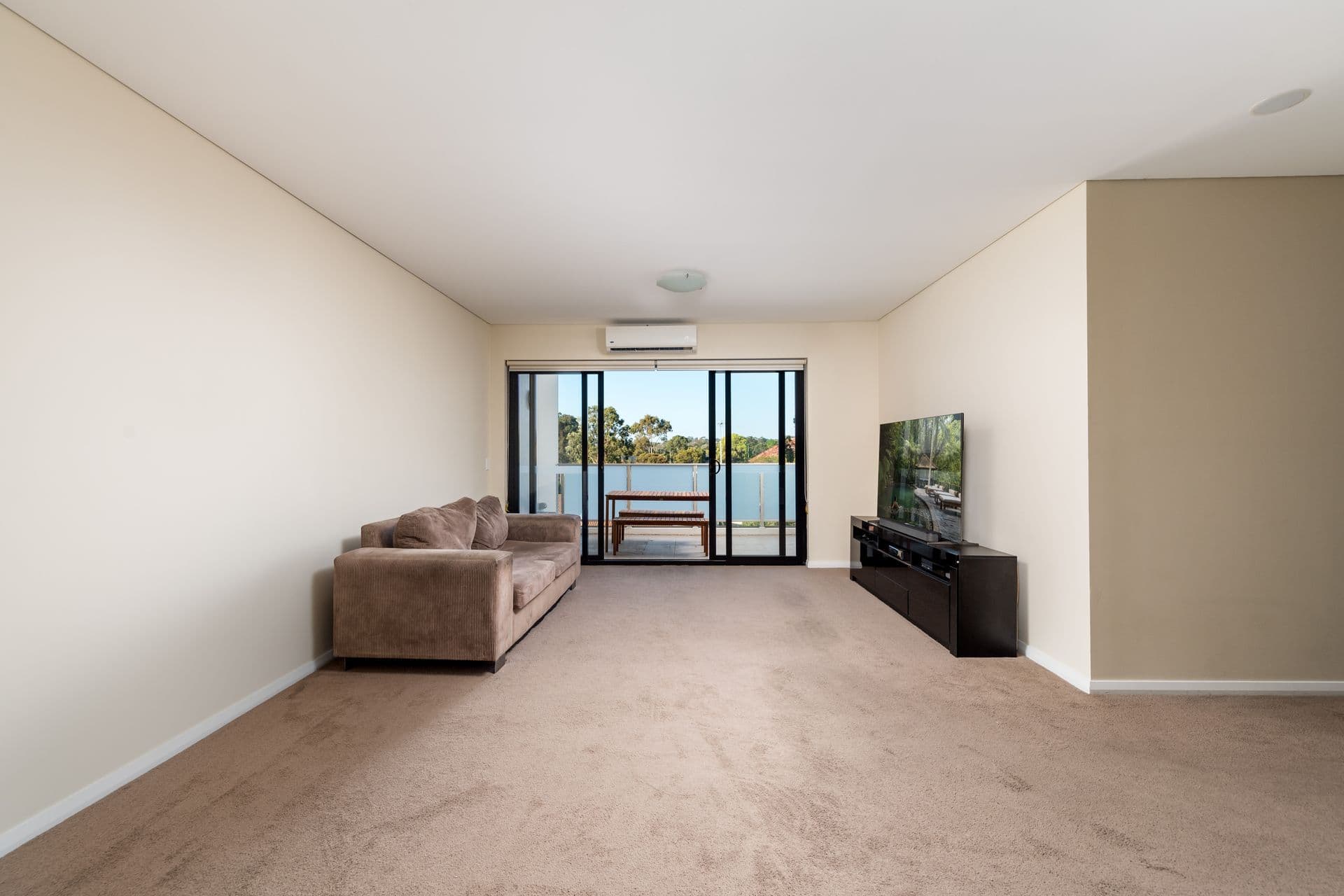 33/2-10 Tyler Street, Campbelltown, NSW, 2560, Campbelltown - Thumbnail 2