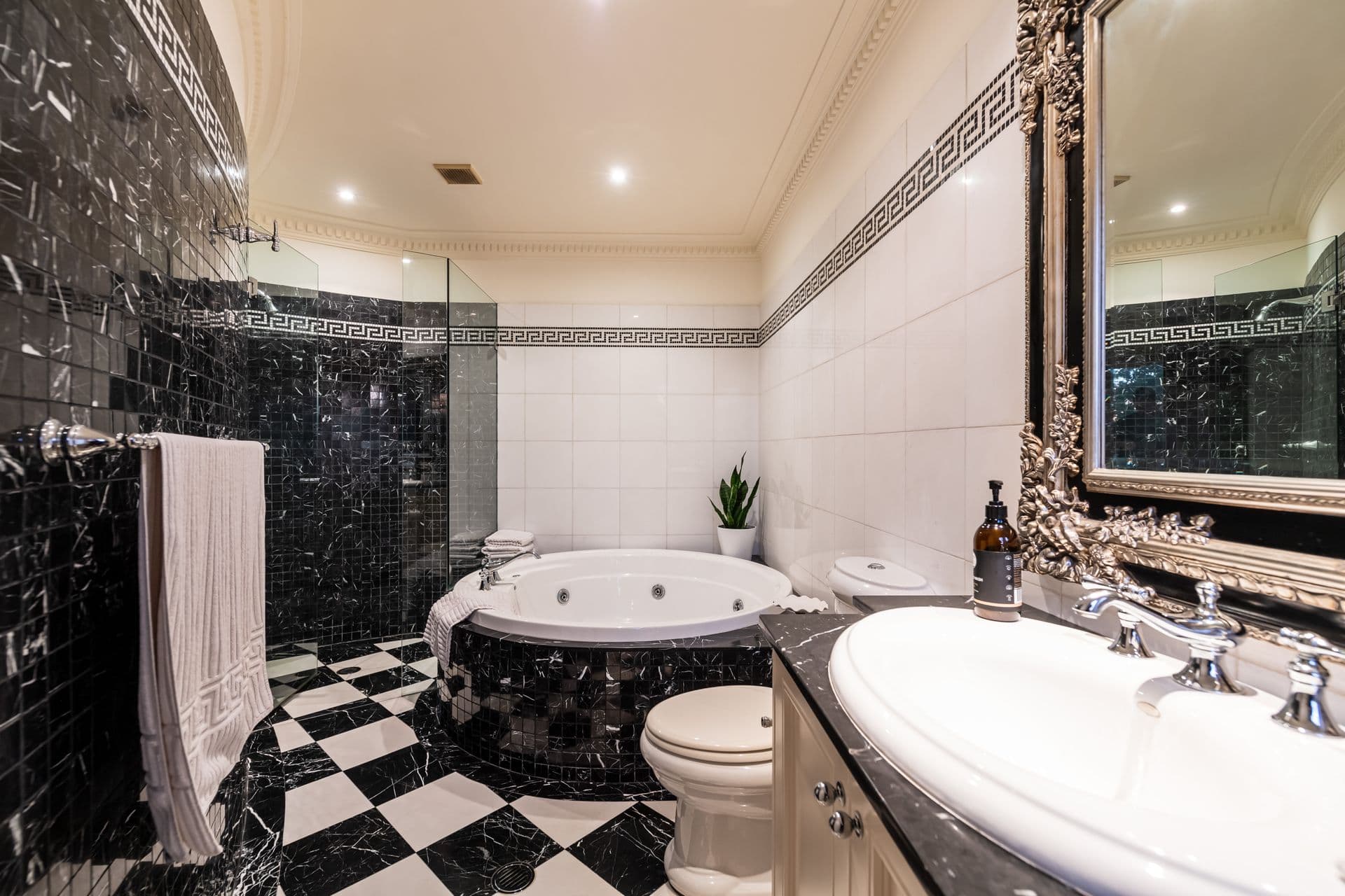 323 The Grand Parade, Sans Souci, NSW, 2219, Sans Souci - Thumbnail 7