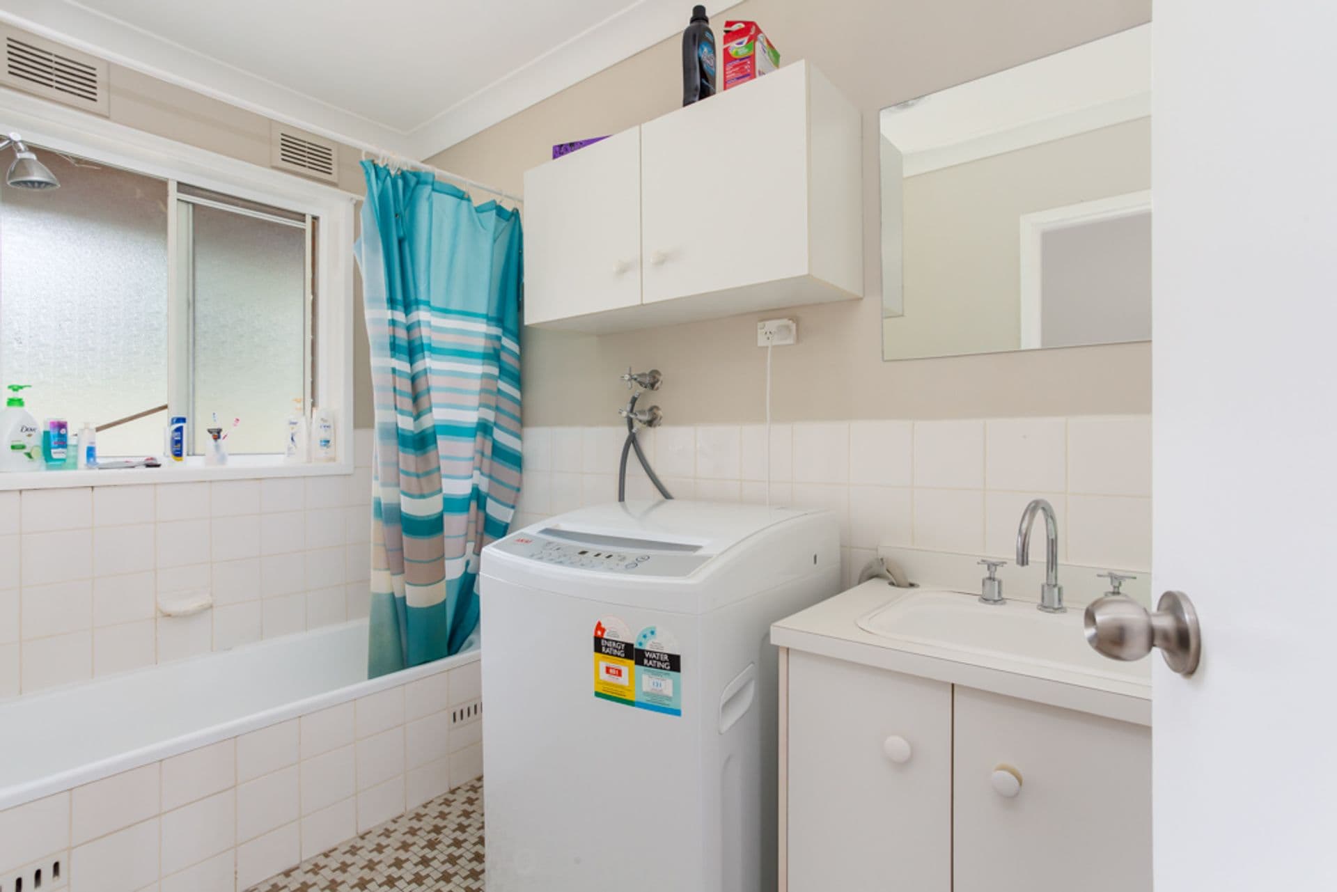 2/75 Warners Bay Road, Warners Bay, NSW, 2282, Warners Bay - Thumbnail 6