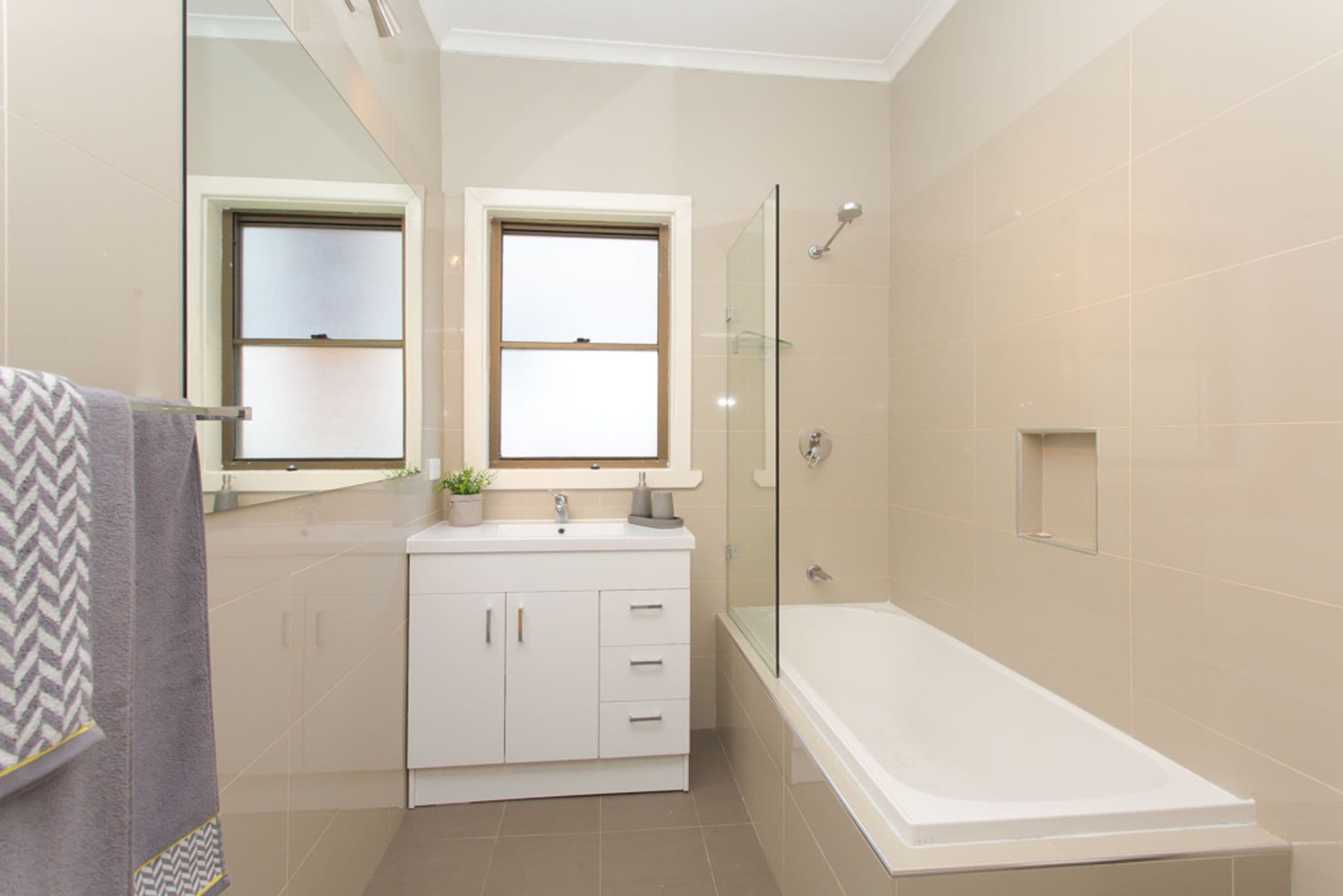 1 Lynette Place, Kotara, NSW, 2289, Kotara - Thumbnail 6