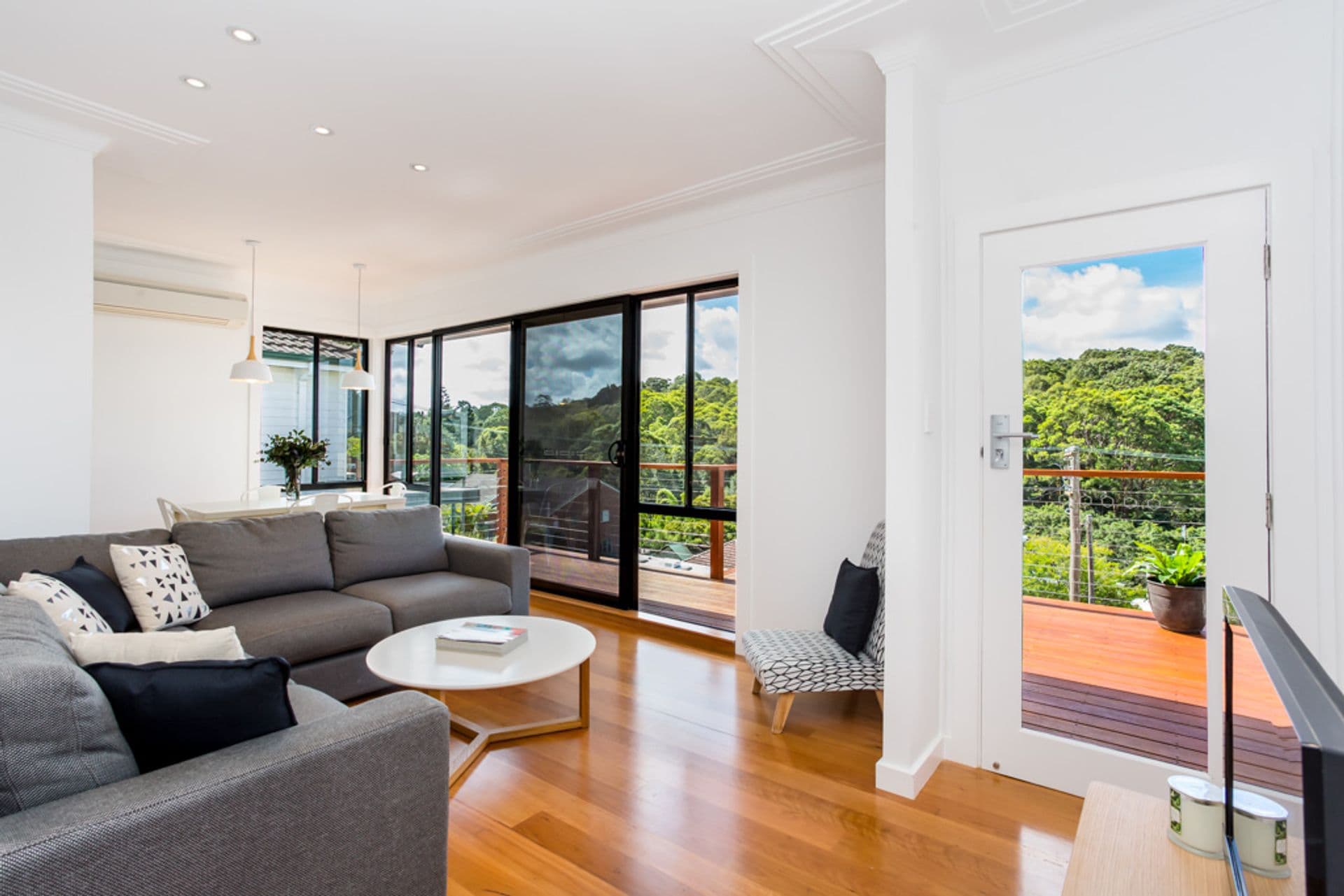 25 Princes Avenue, Charlestown, NSW, 2290, Charlestown - Thumbnail 3