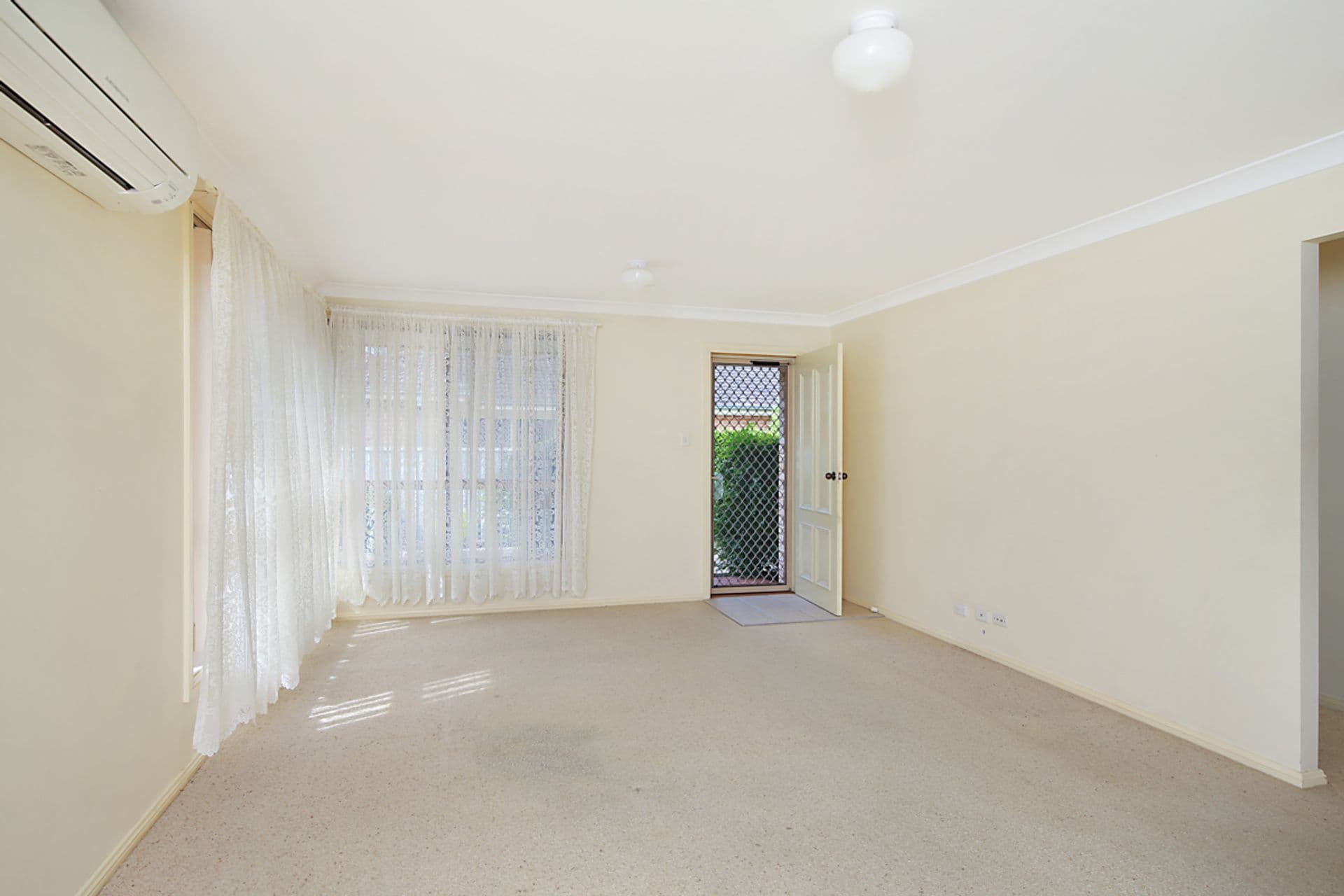 2/13 Martin Street, Warners Bay, NSW, 2282, Chillagoe - Thumbnail 7